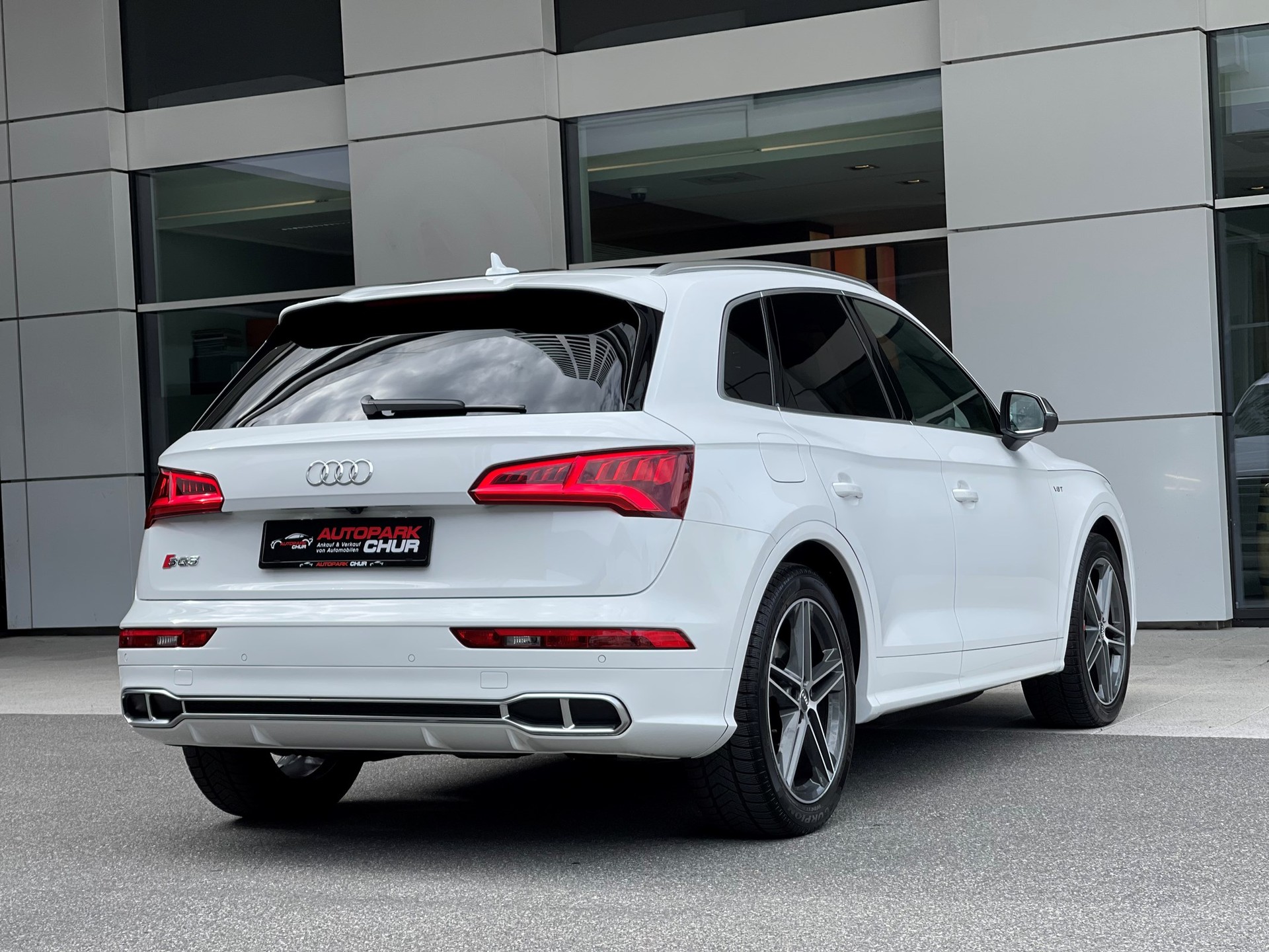AUDI SQ5 3.0 TFSI quattro S-tronic-image-3