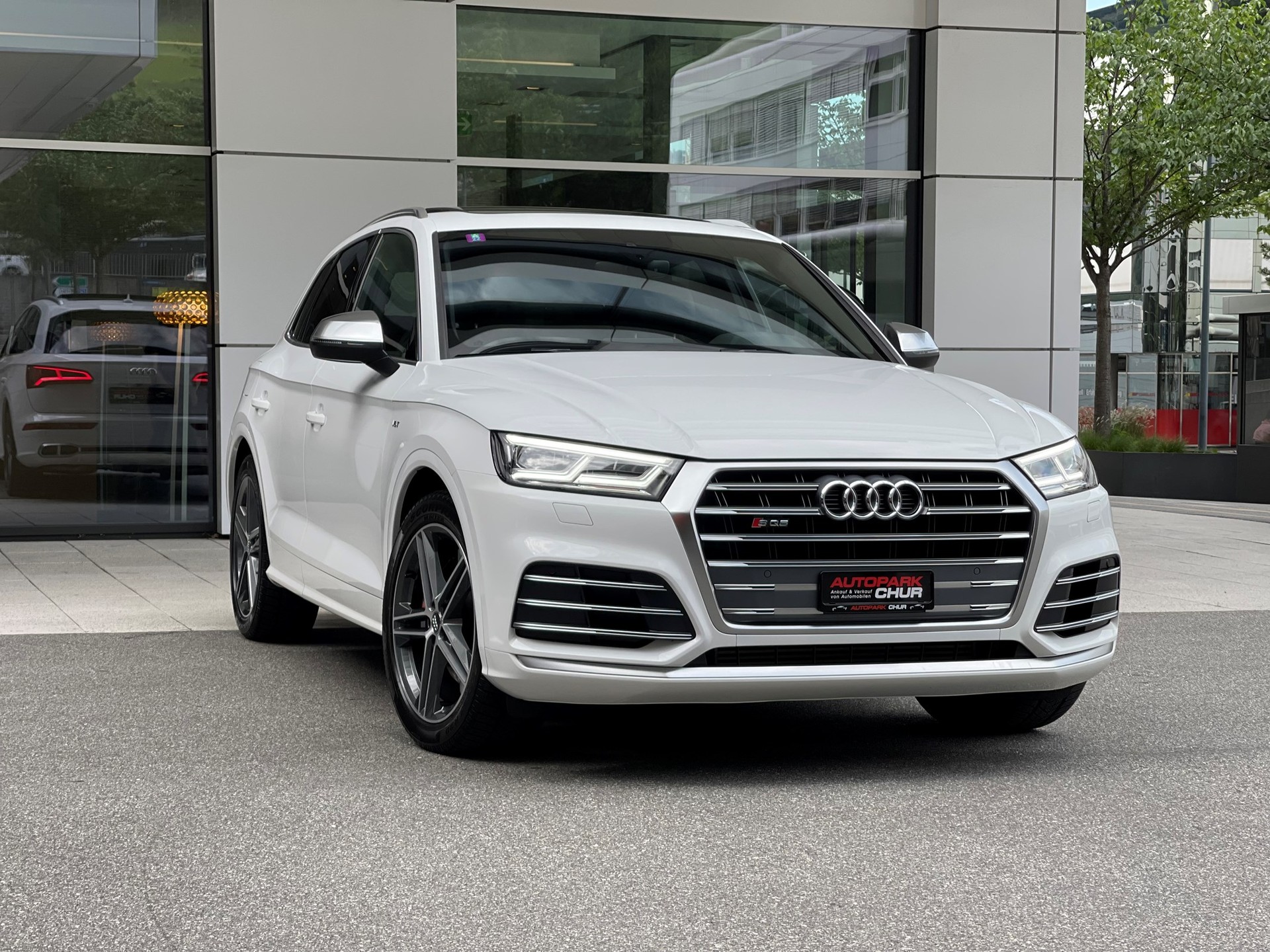 AUDI SQ5 3.0 TFSI quattro S-tronic-image-6