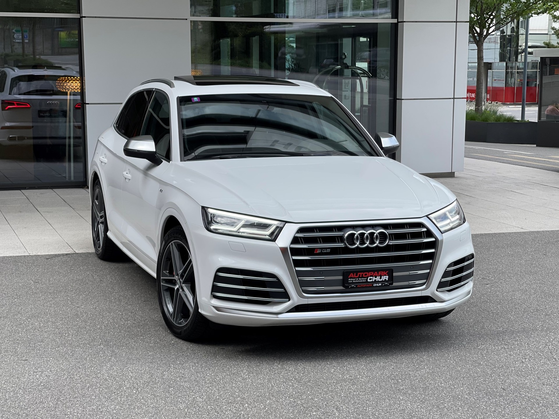AUDI SQ5 3.0 TFSI quattro S-tronic-image-4