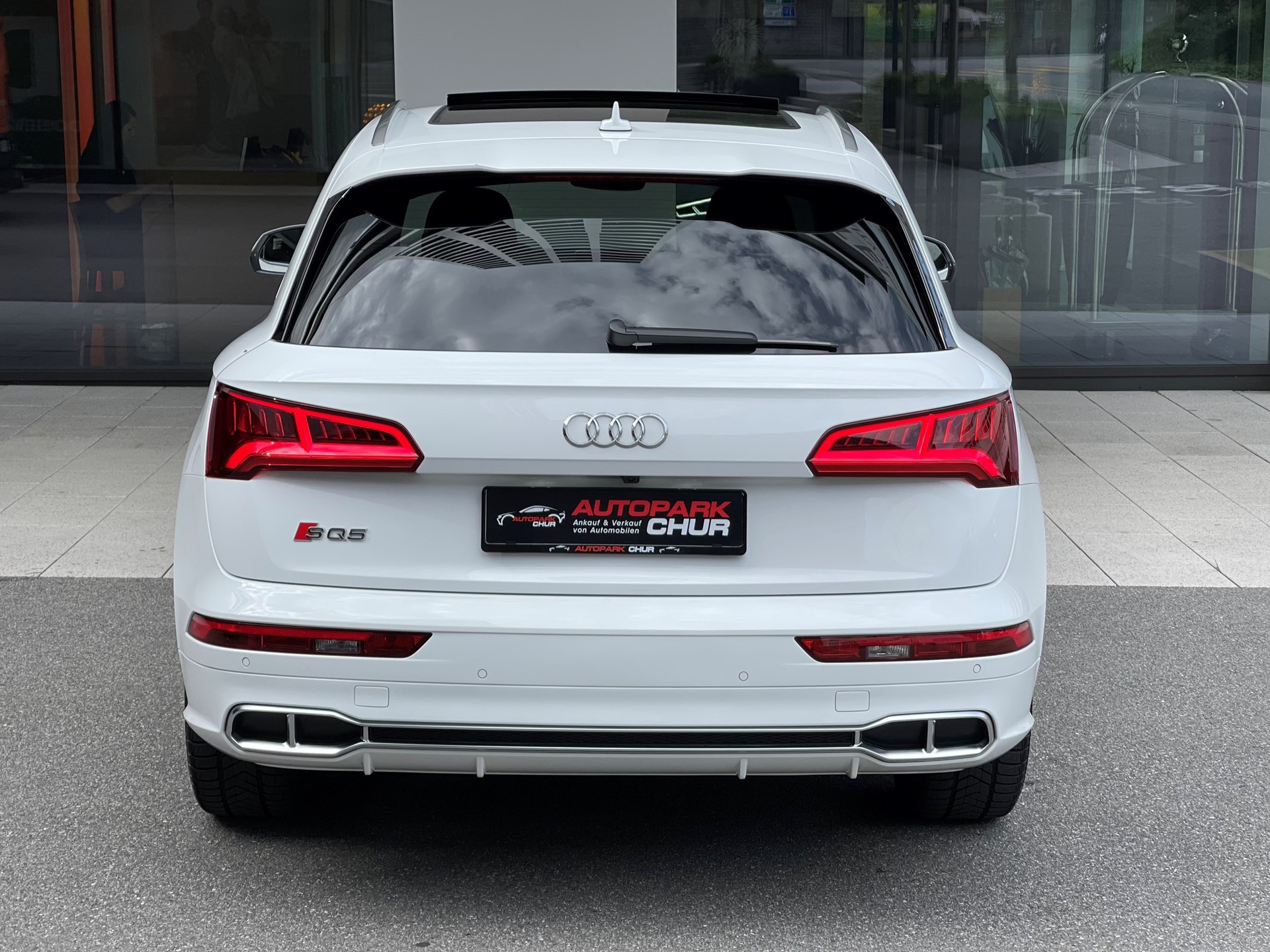 AUDI SQ5 3.0 TFSI quattro S-tronic-image-2