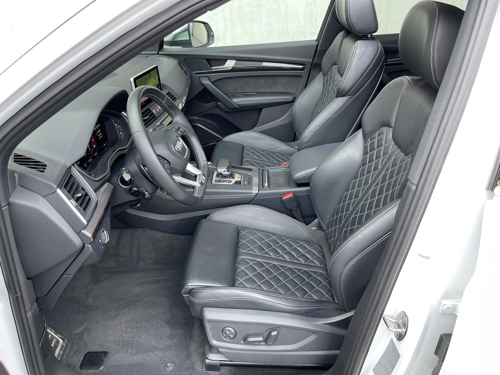 AUDI SQ5 3.0 TFSI quattro S-tronic-image-7