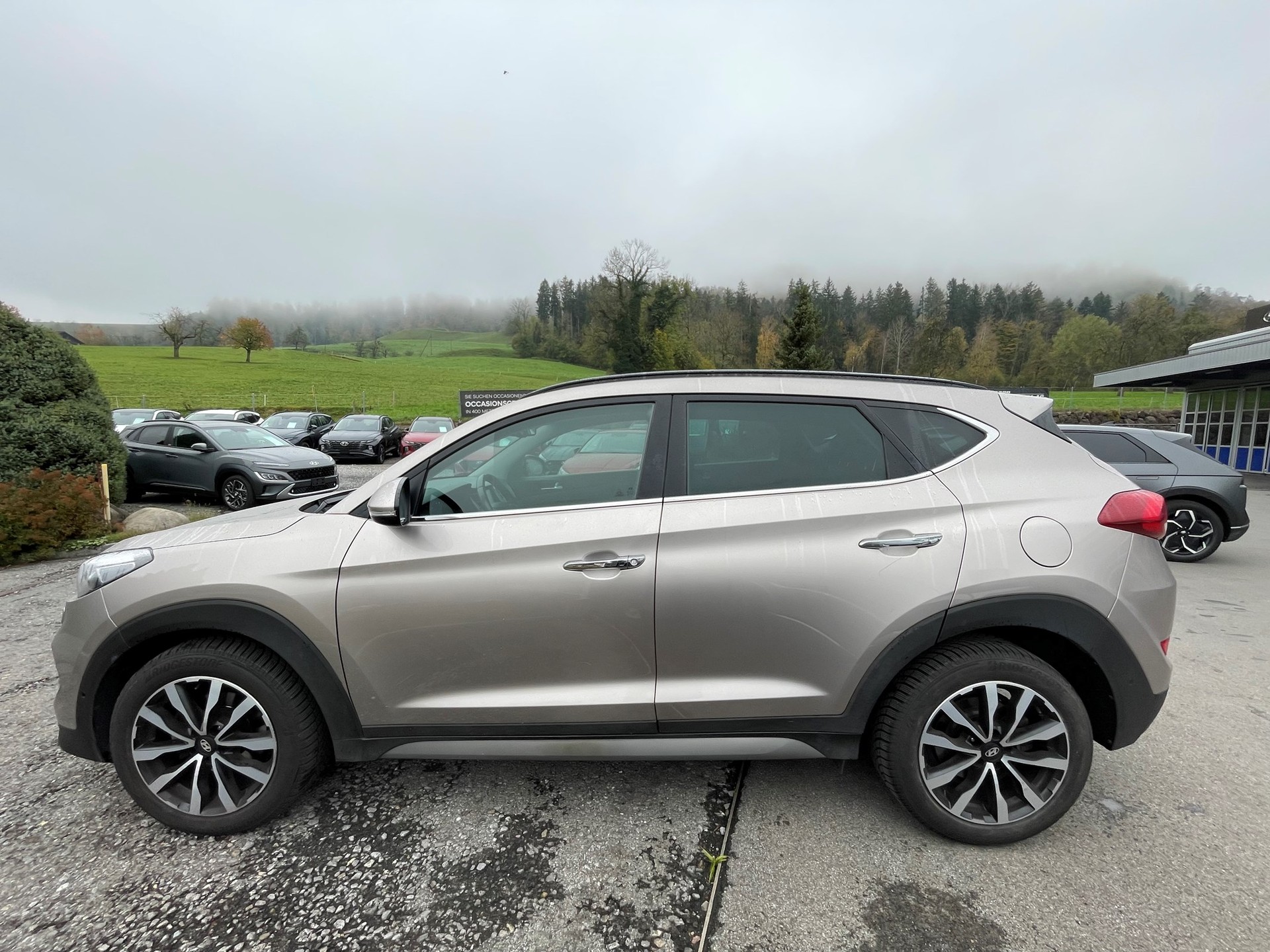 HYUNDAI Tucson 2.0 CRDI Vertex 4WD Automatic-image-4
