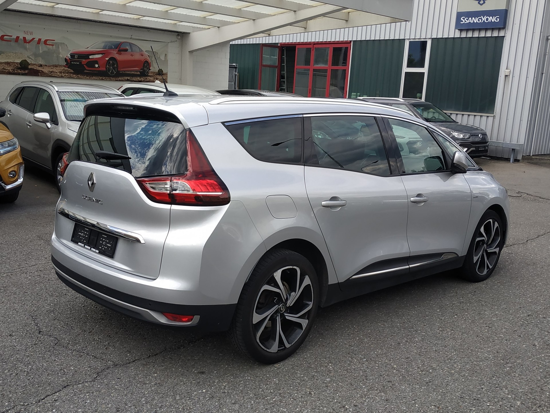RENAULT Grand Scénic 1.6 dCi Intens EDC-image-5