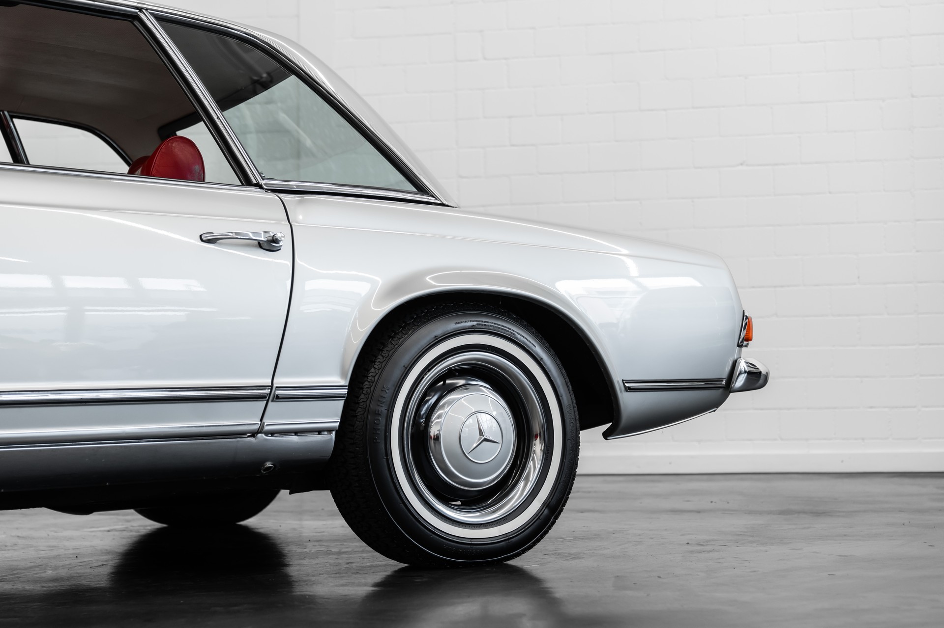 MERCEDES-BENZ 280 SL Pagode-image-11