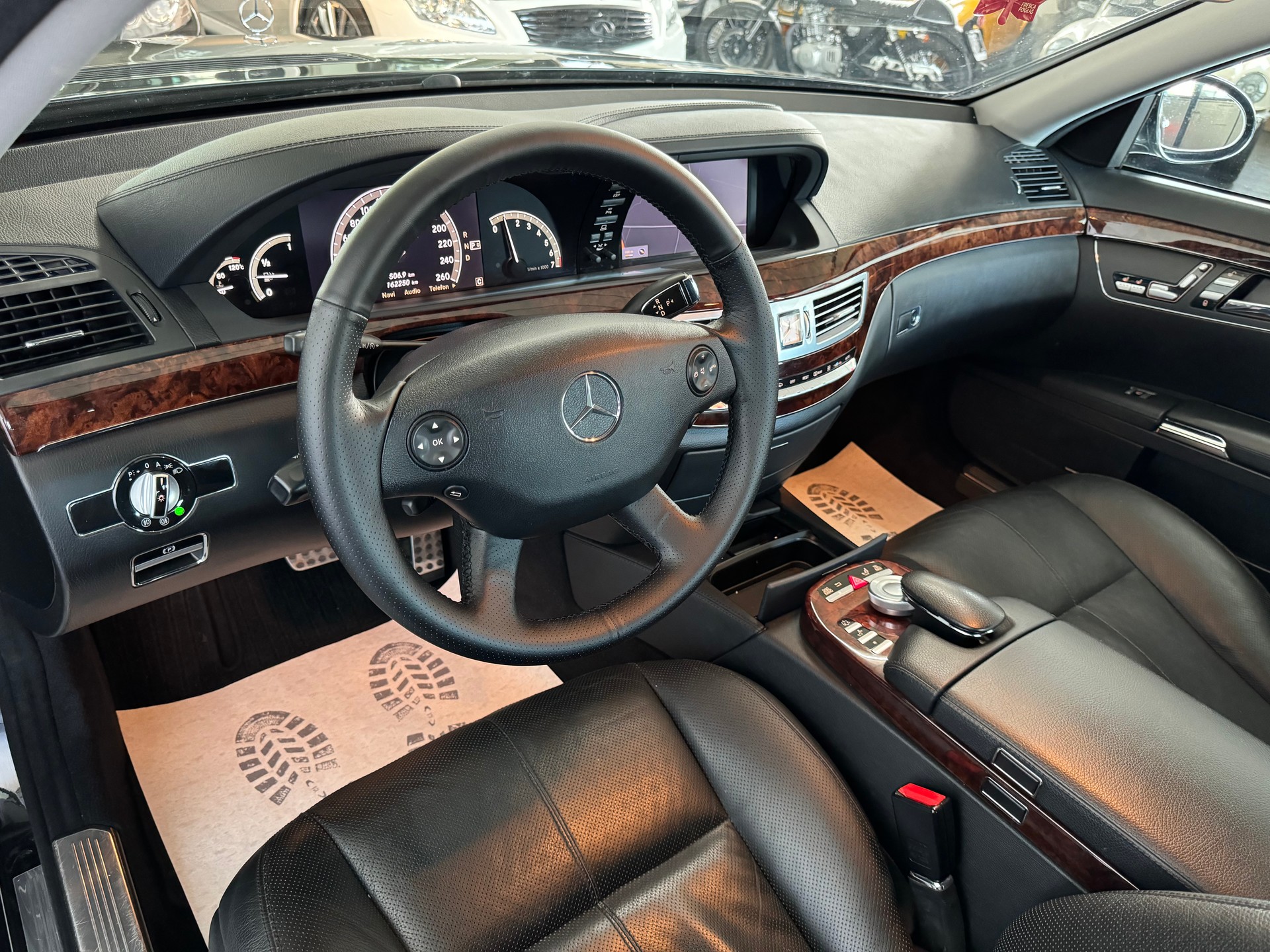 MERCEDES-BENZ S 350 7G-Tronic-image-11