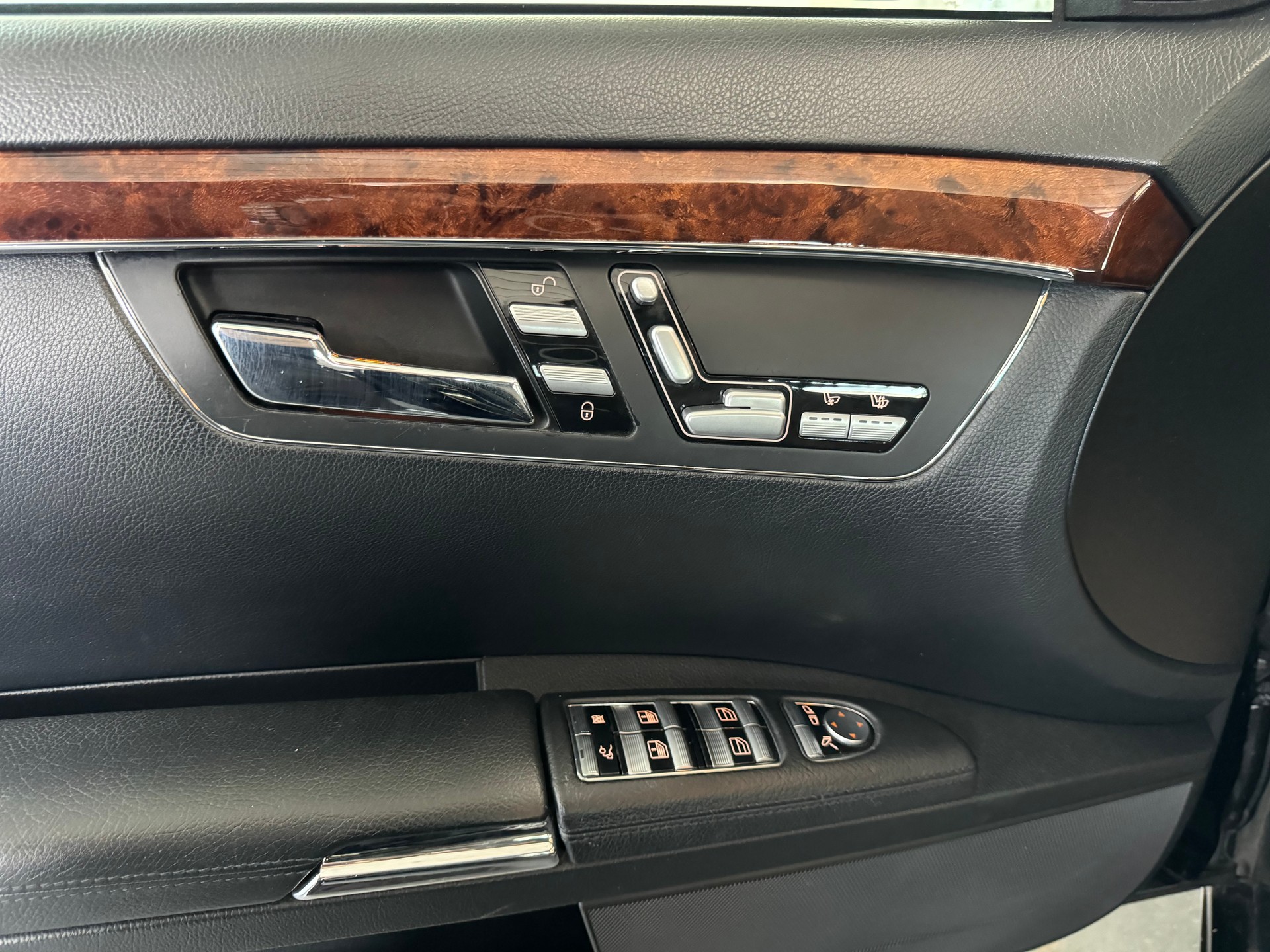 MERCEDES-BENZ S 350 7G-Tronic-image-13
