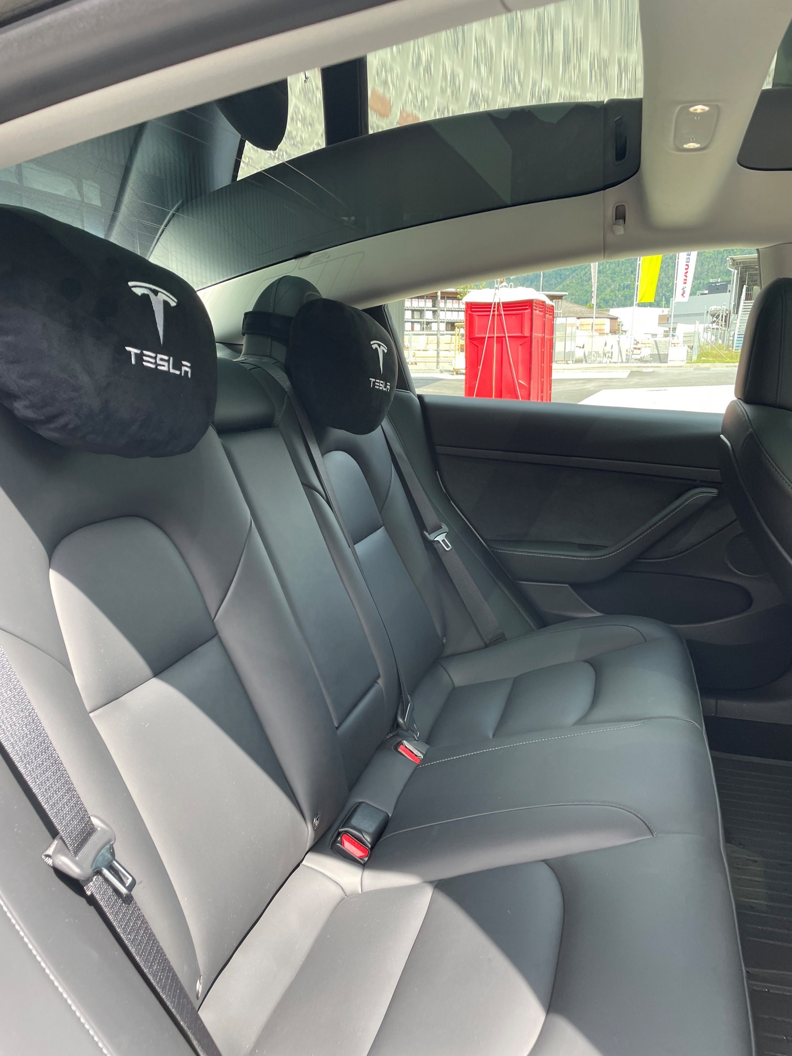 TESLA Model 3 Long Range Dual Motor AWD-image-3
