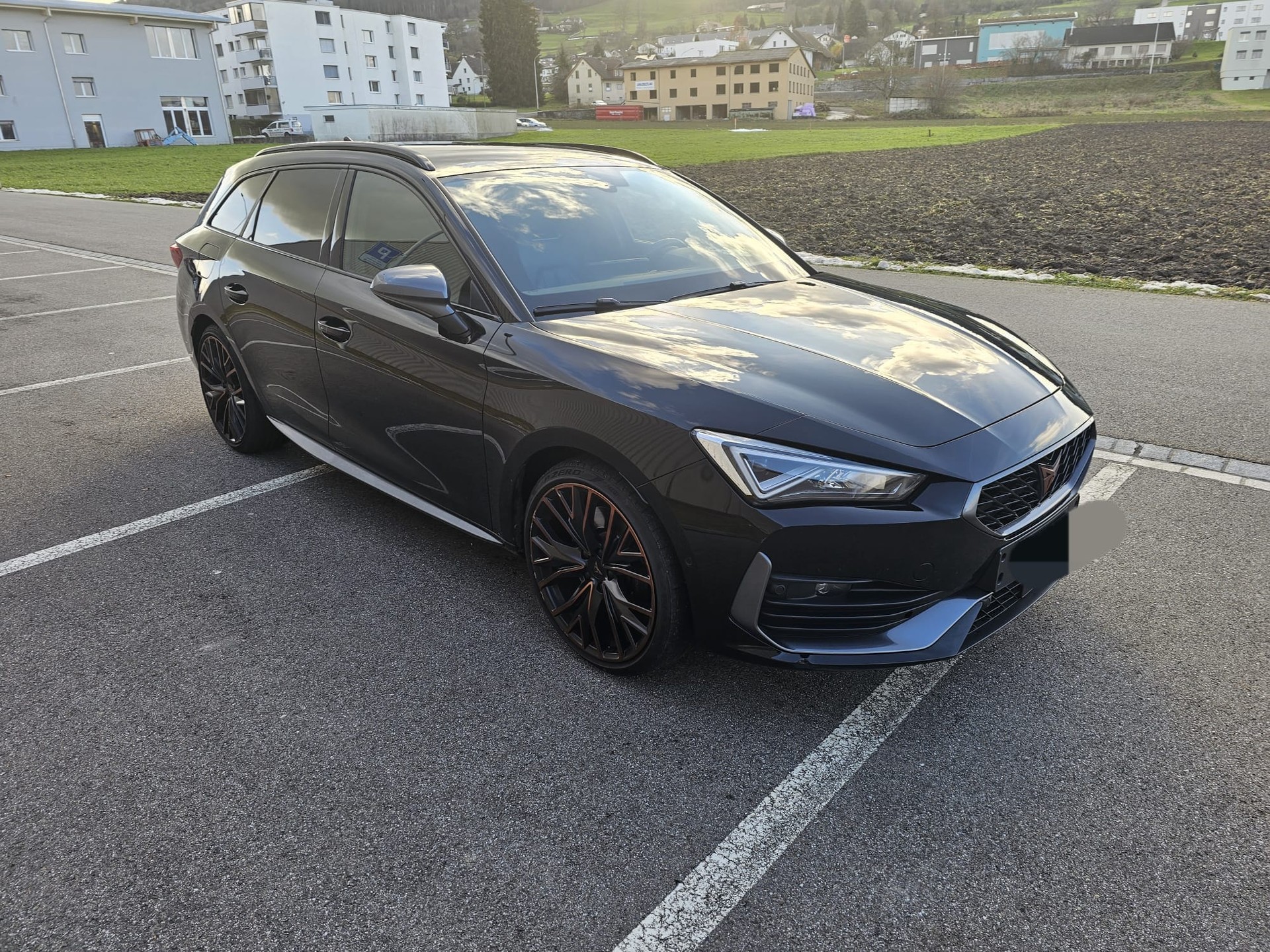 CUPRA LEON ST 1.4 e-HYBRID pHEV DSG-image-0