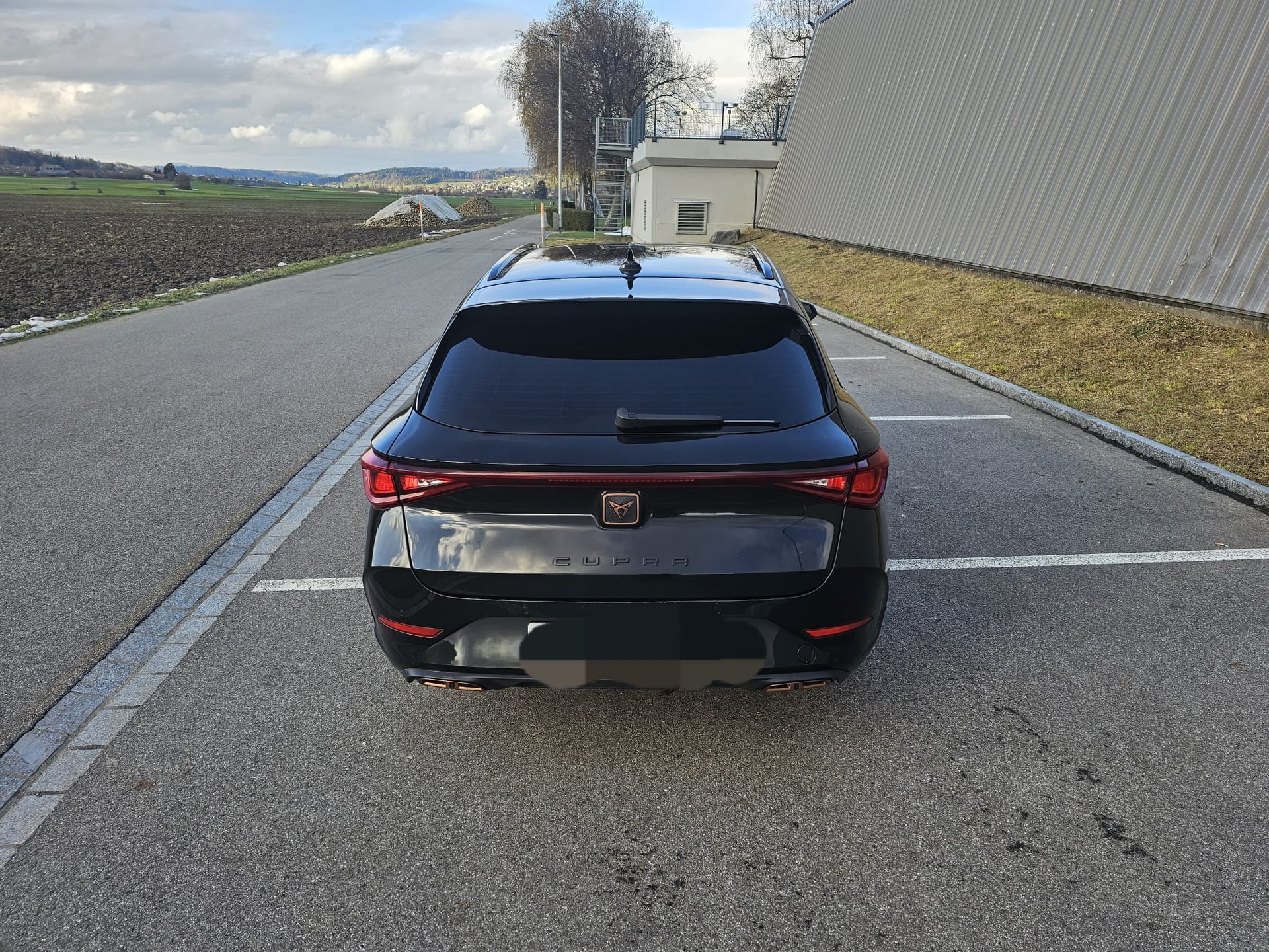 CUPRA LEON ST 1.4 e-HYBRID pHEV DSG-image-2