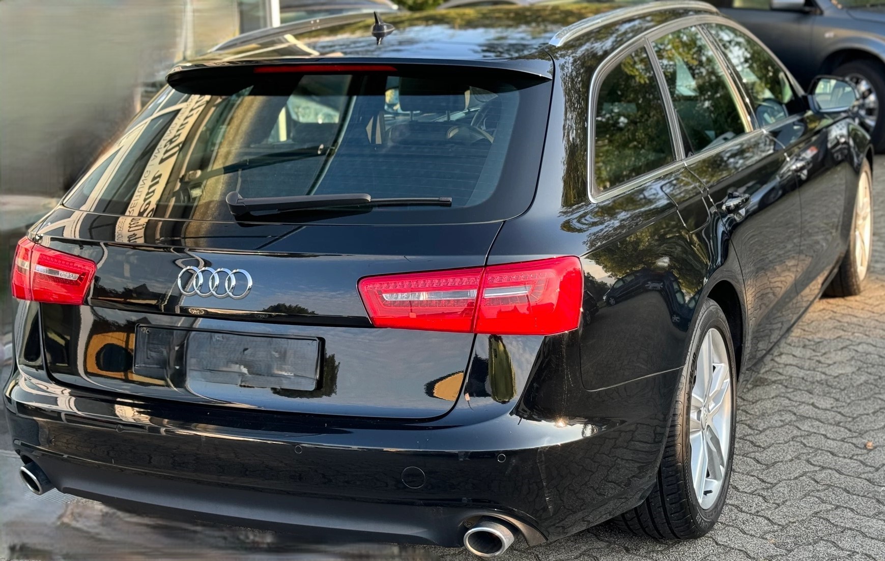 AUDI Avant 2.0 TDI Sline ultra multitronic-image-9