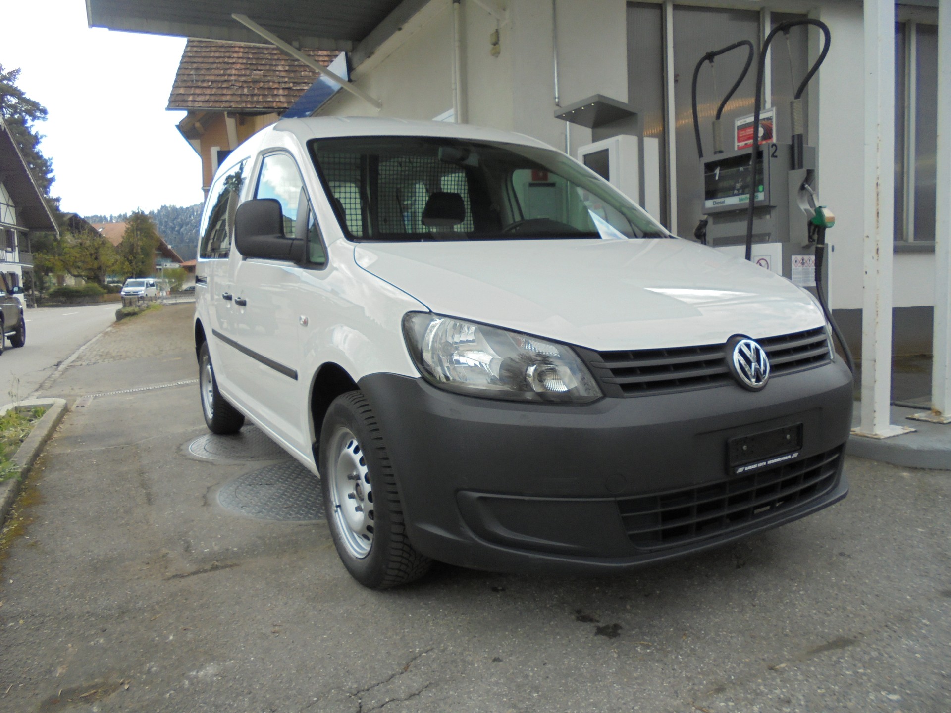 VW Caddy 2.0 EcoFuel-image-0