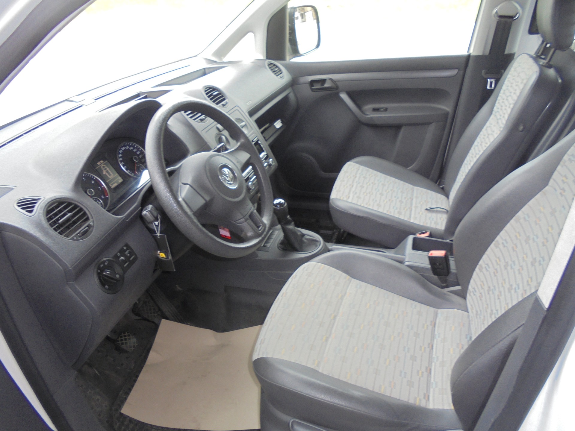 VW Caddy 2.0 EcoFuel-image-7