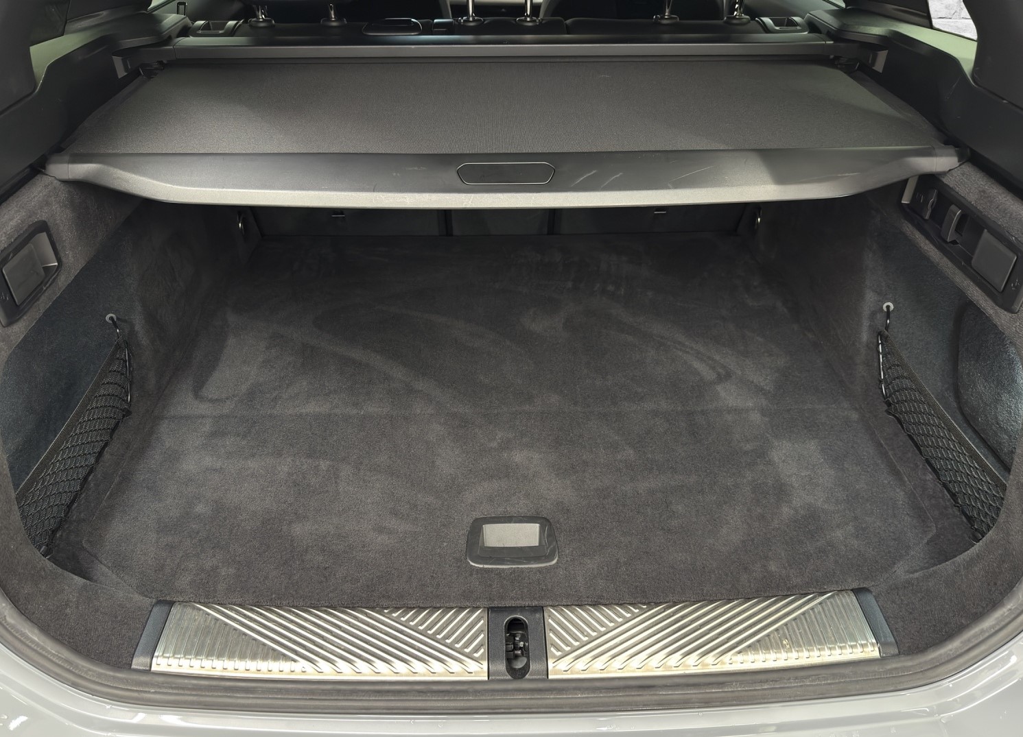 BMW 520d xDr 48V Tour M Sport-image-16