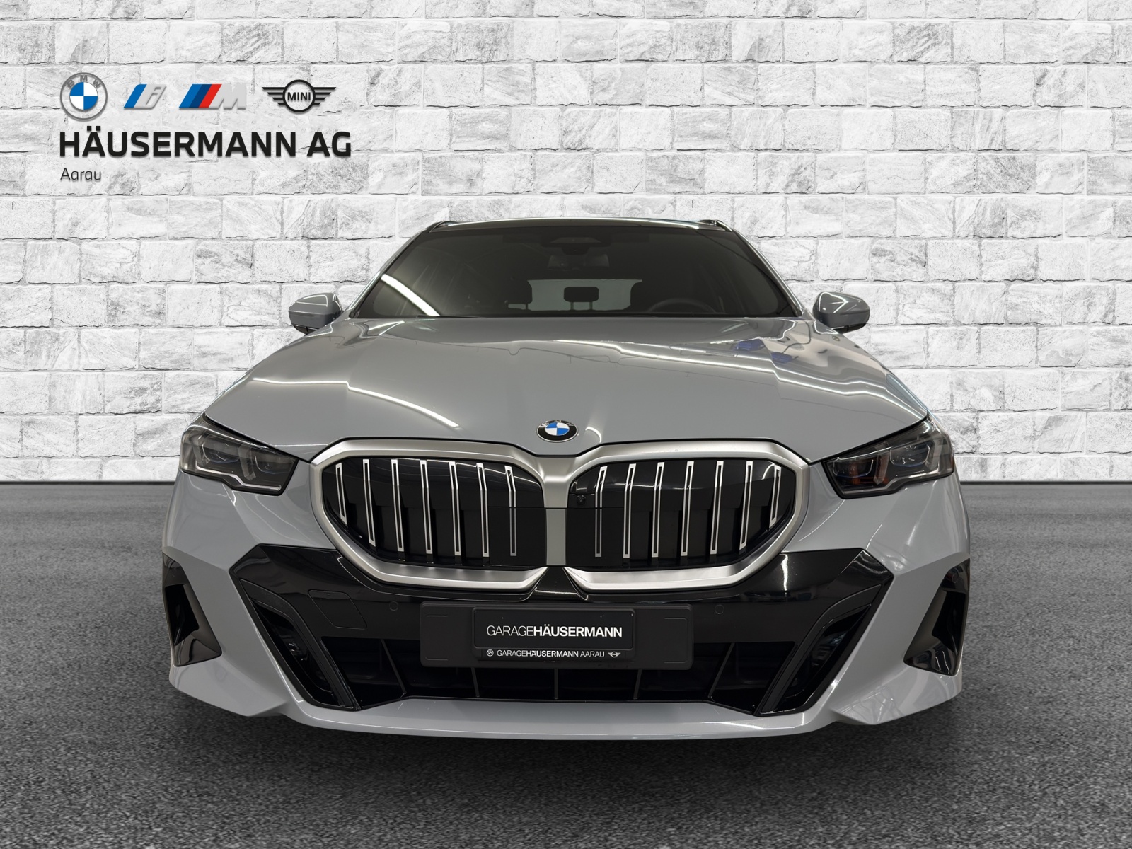 BMW 520d xDr 48V Tour M Sport-image-1