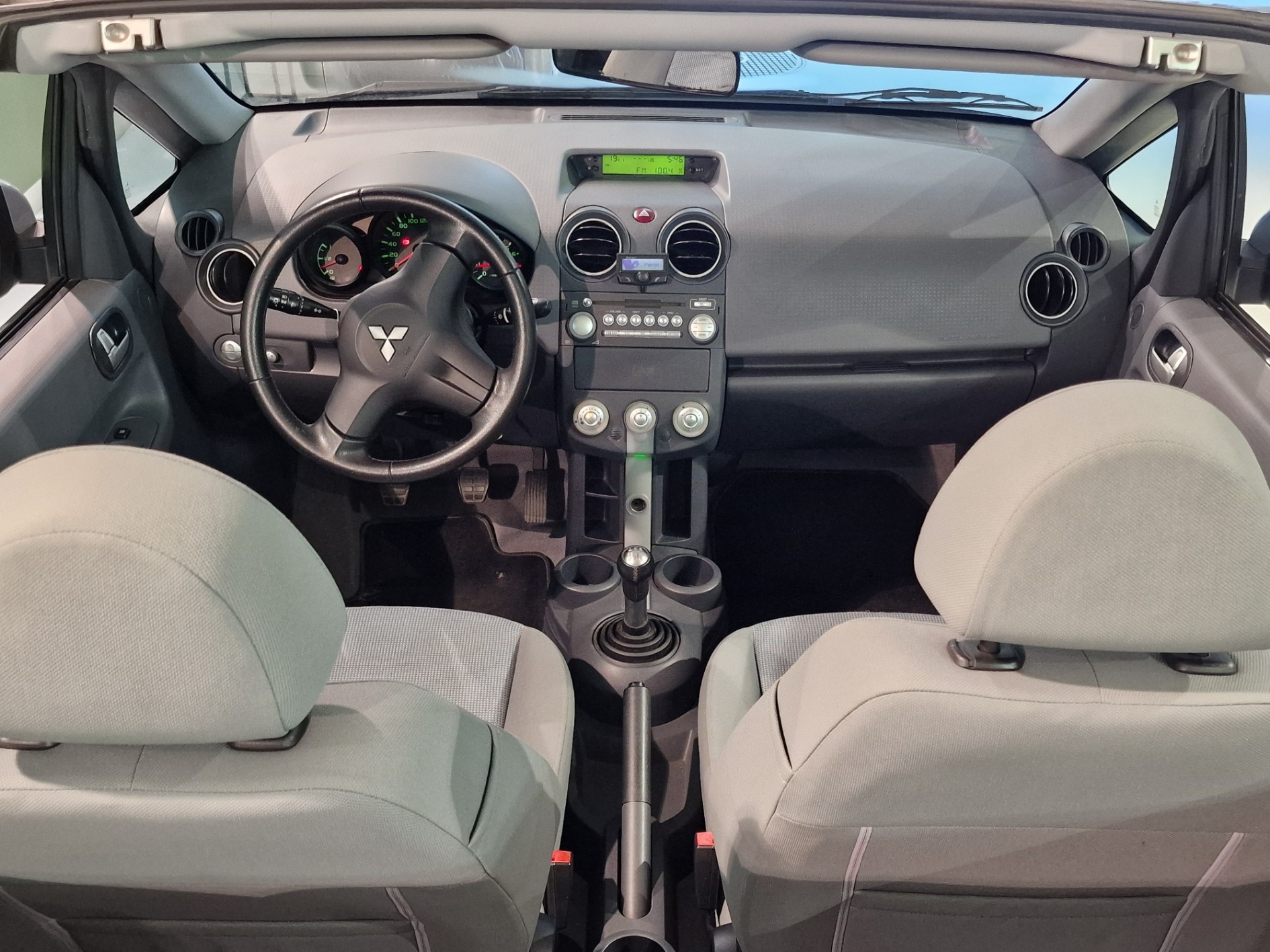 MITSUBISHI Colt Cabriolet 1.5 16V-image-9