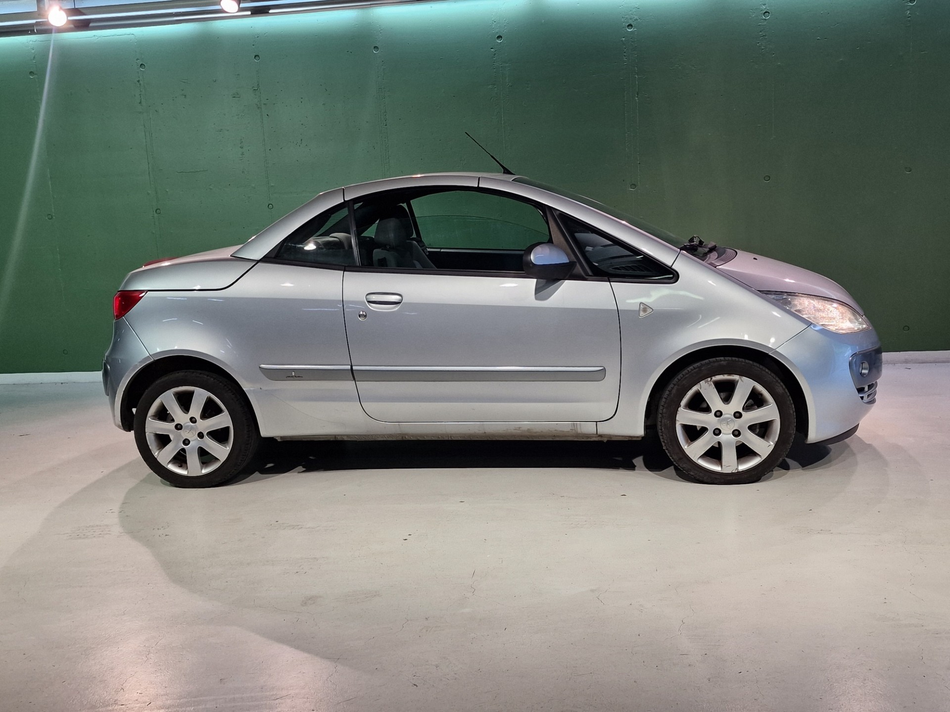 MITSUBISHI Colt Cabriolet 1.5 16V-image-3