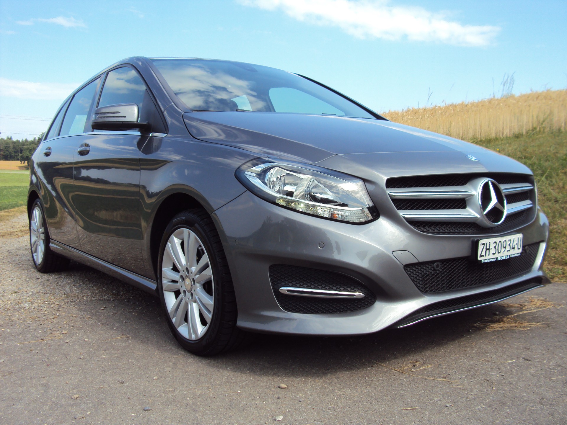 MERCEDES-BENZ B 250 4Matic 7G-DCT-image-1