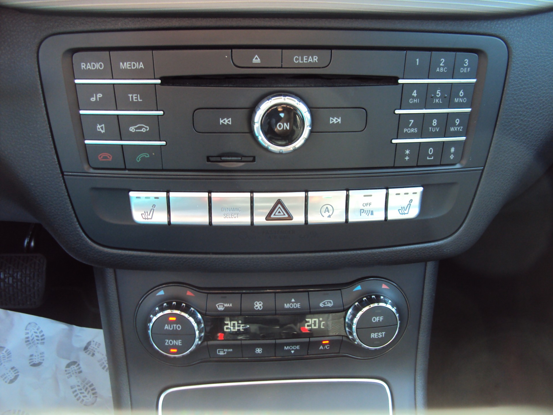 MERCEDES-BENZ B 250 4Matic 7G-DCT-image-10