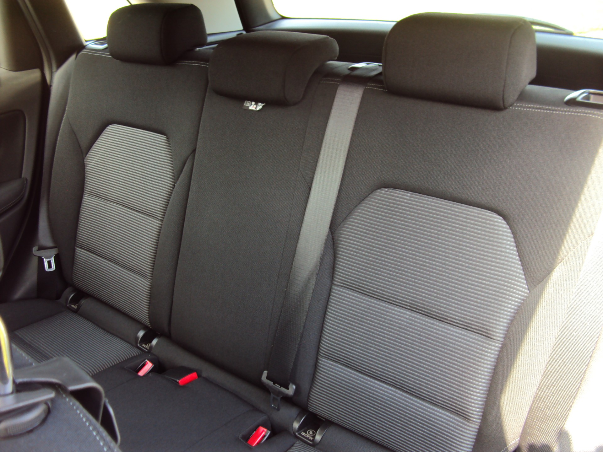 MERCEDES-BENZ B 250 4Matic 7G-DCT-image-15