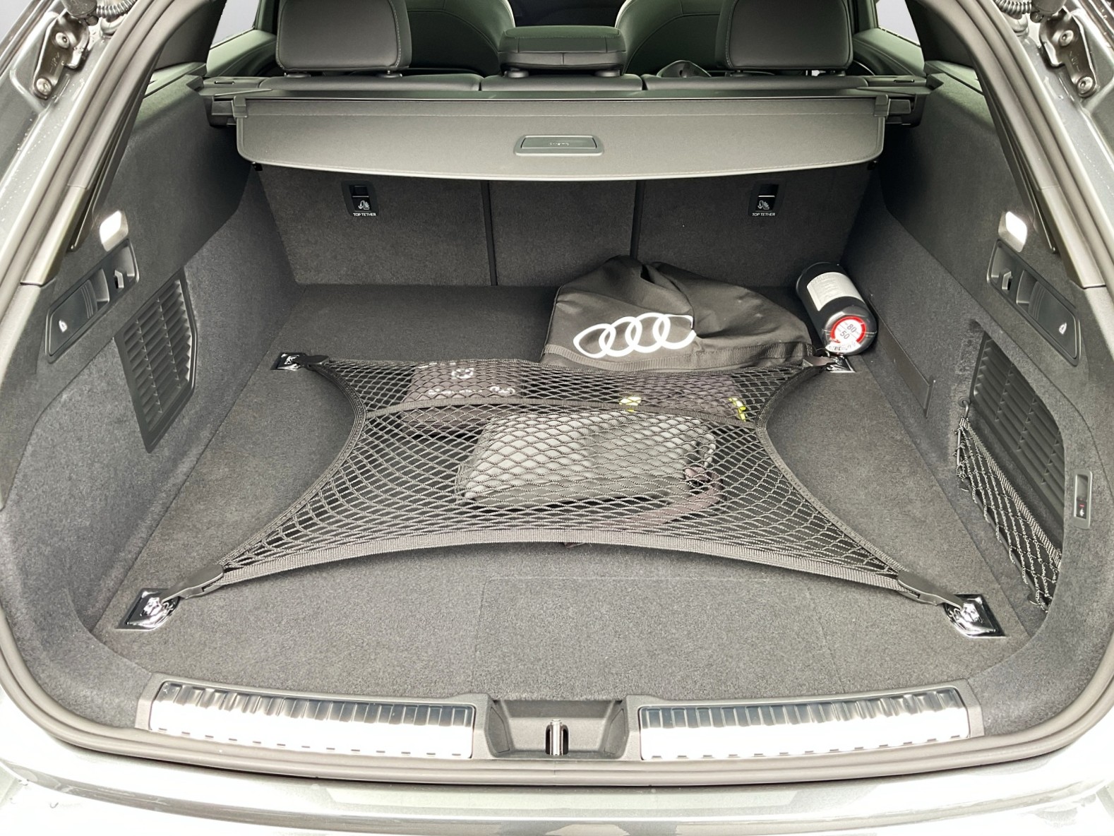 AUDI A5 Avant e-hybrid quattro Attraction 220 kW S tronic-image-12