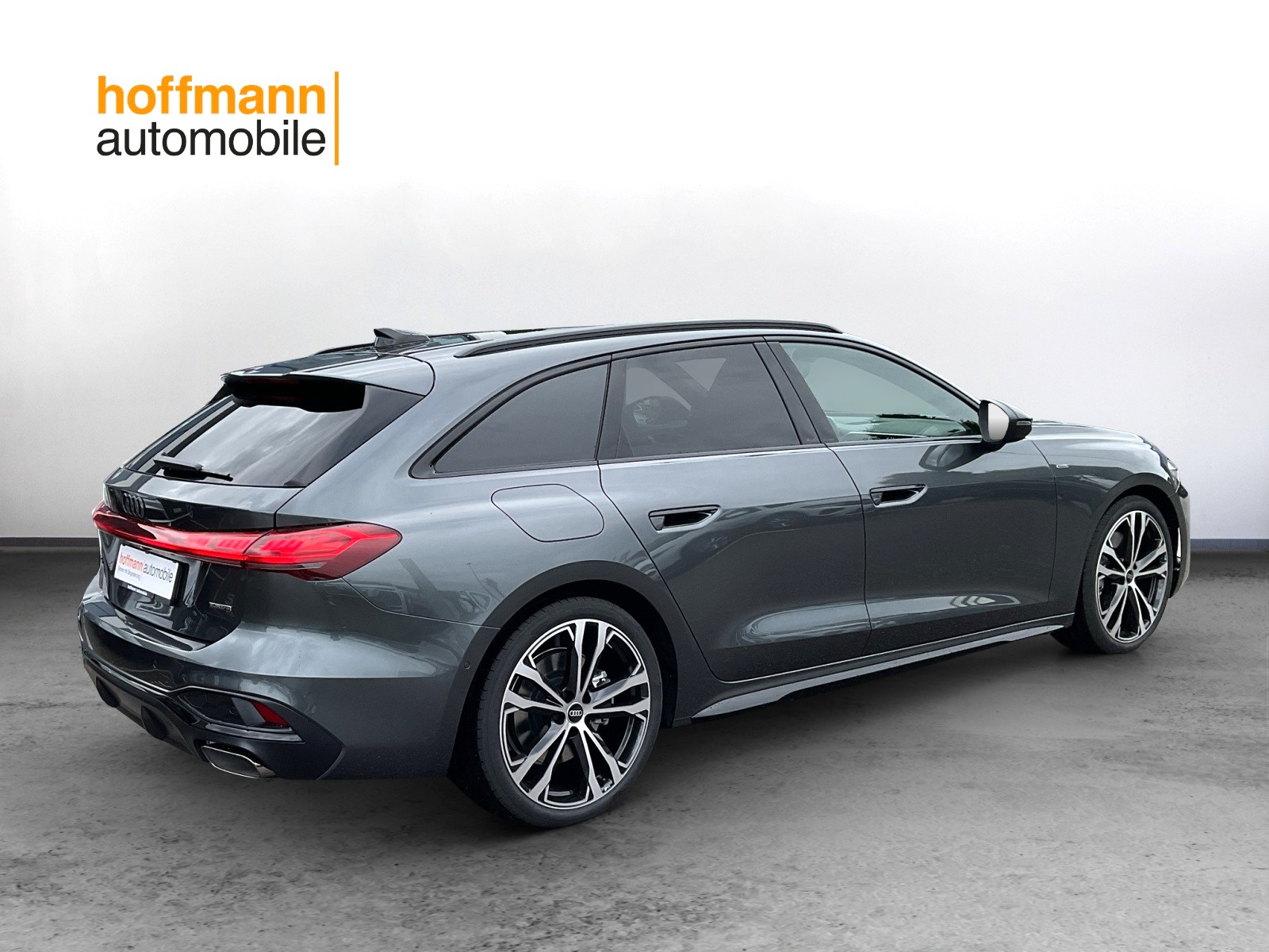 AUDI A5 Avant e-hybrid quattro Attraction 220 kW S tronic-image-3