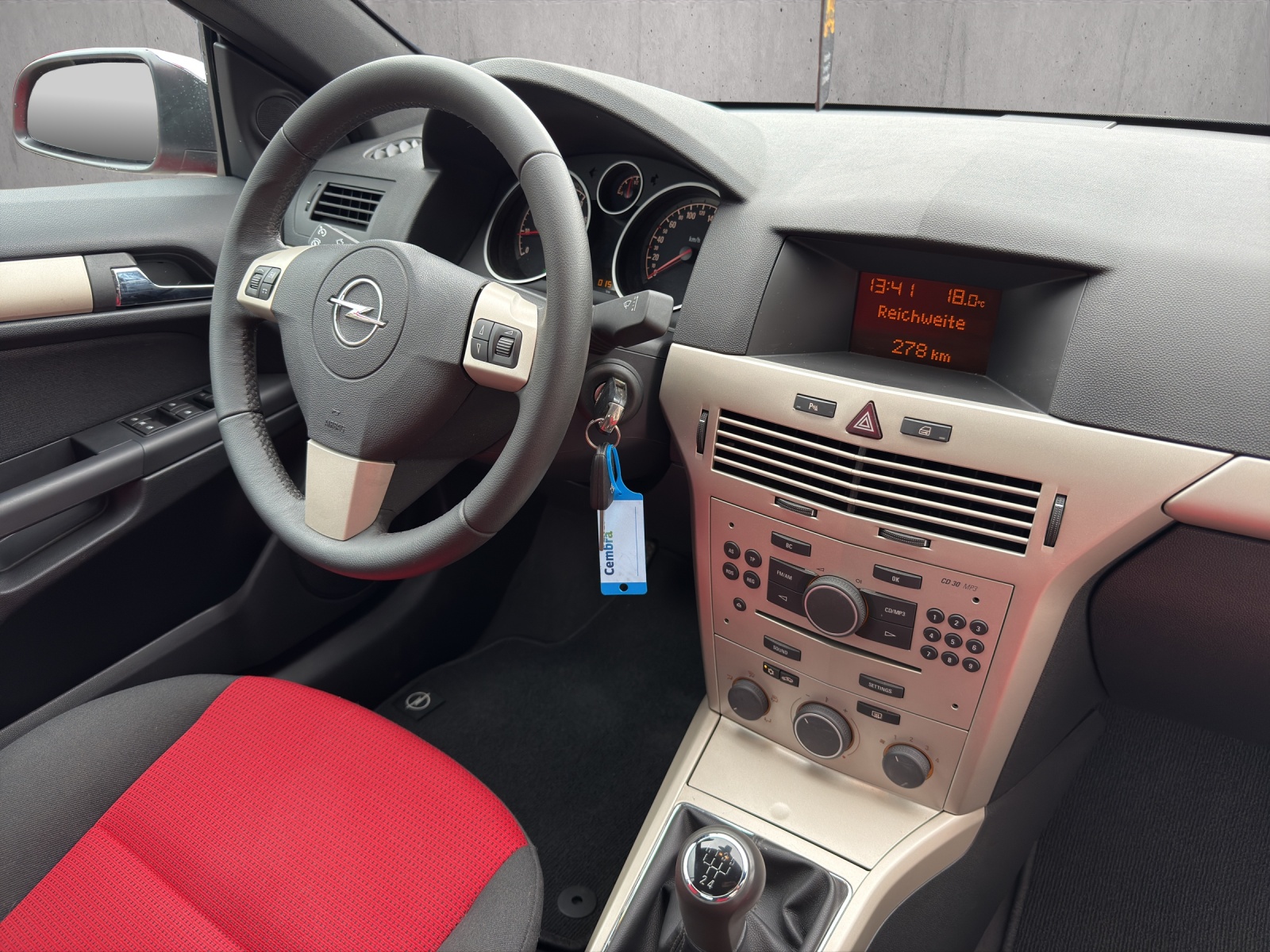 OPEL Astra TT 1.8i 16V Enjoy-image-12