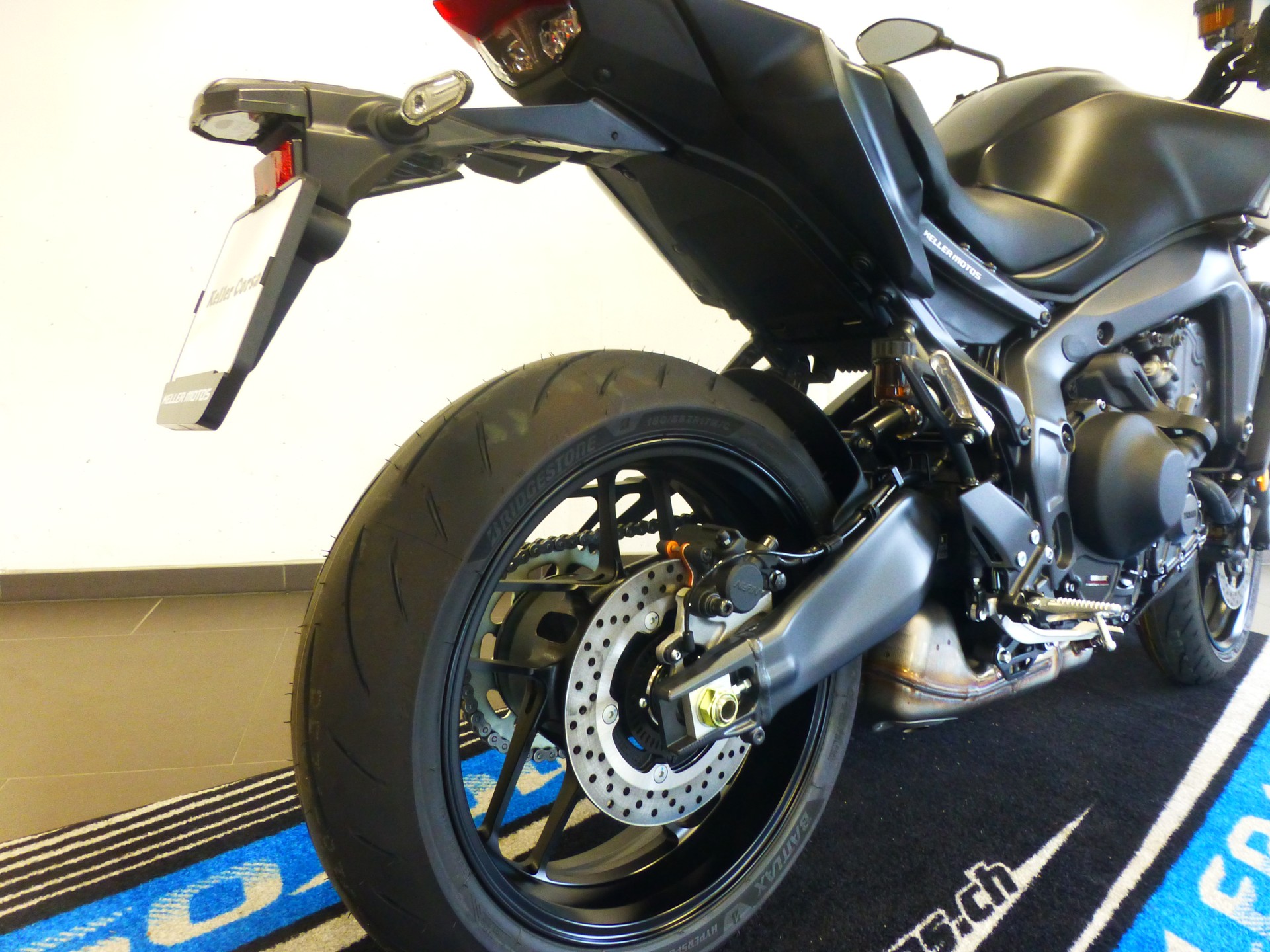 YAMAHA MT-09 Y-AMT-image-13