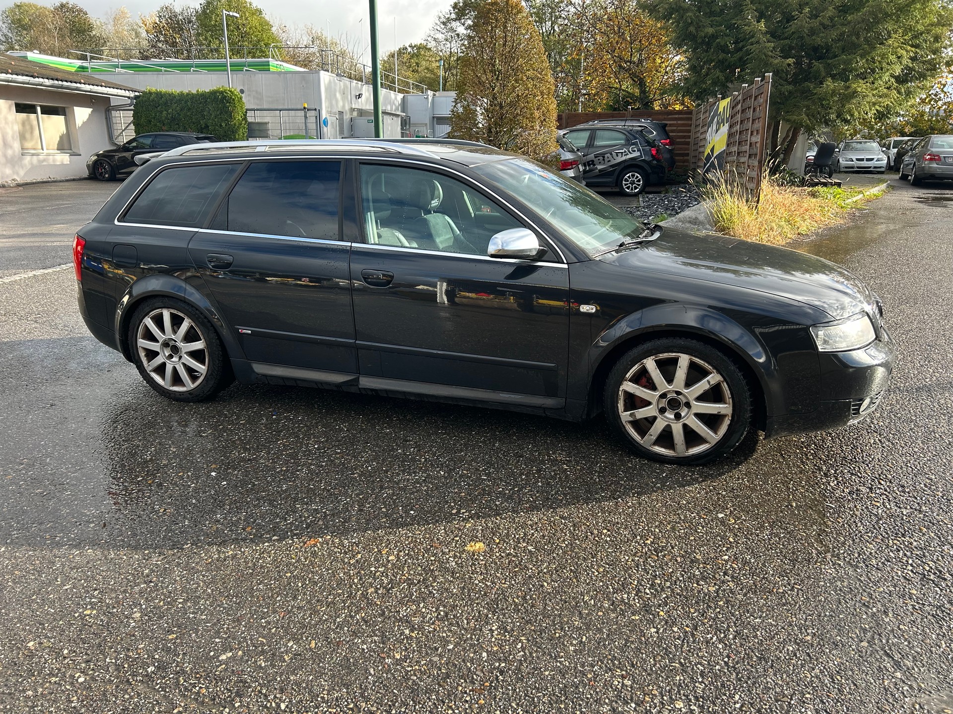 AUDI A4 Avant 2.5 TDI quattro-image-3