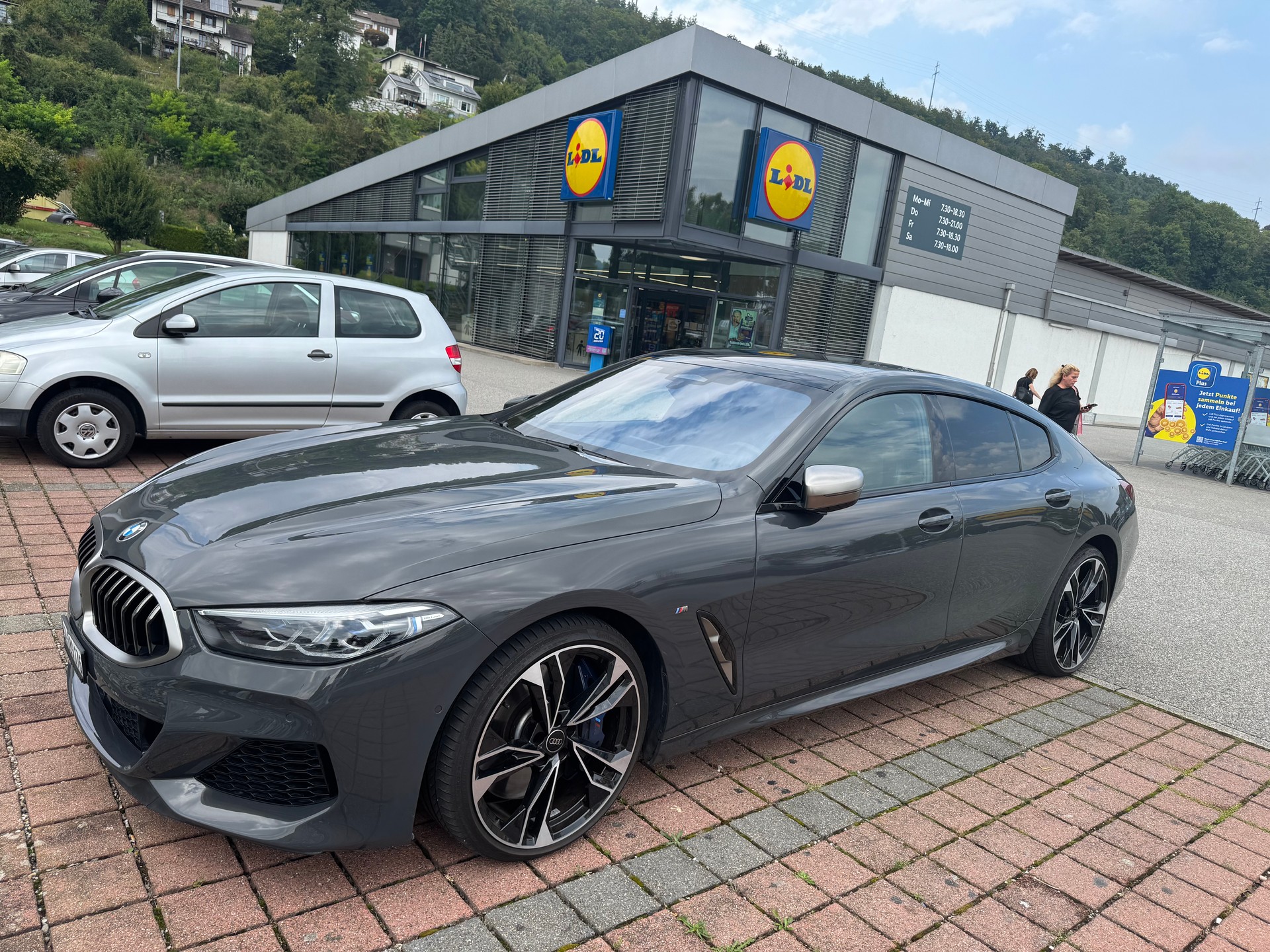 BMW M850i xDrive Steptronic-image-4