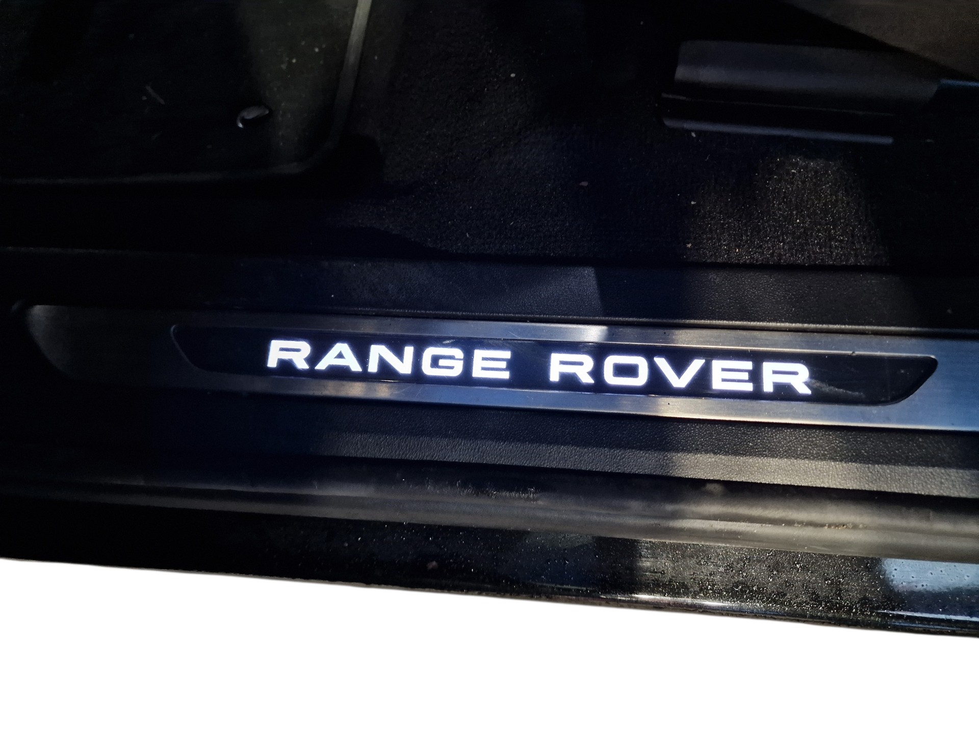 LAND ROVER Range Rover Evoque R-Dynamic P 250 HSE AT9-image-19