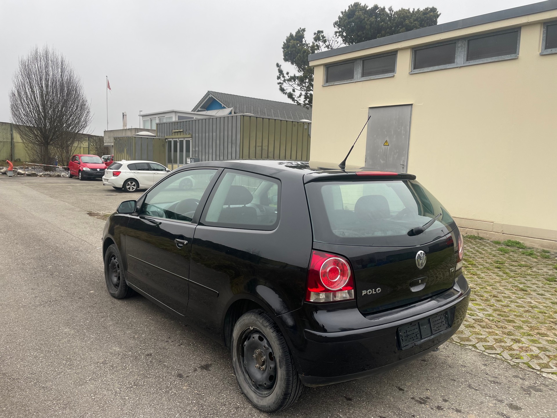 VW POLO-image-5