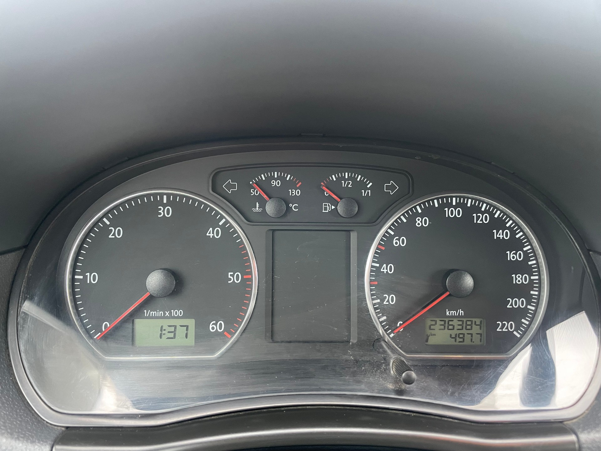 VW POLO-image-11
