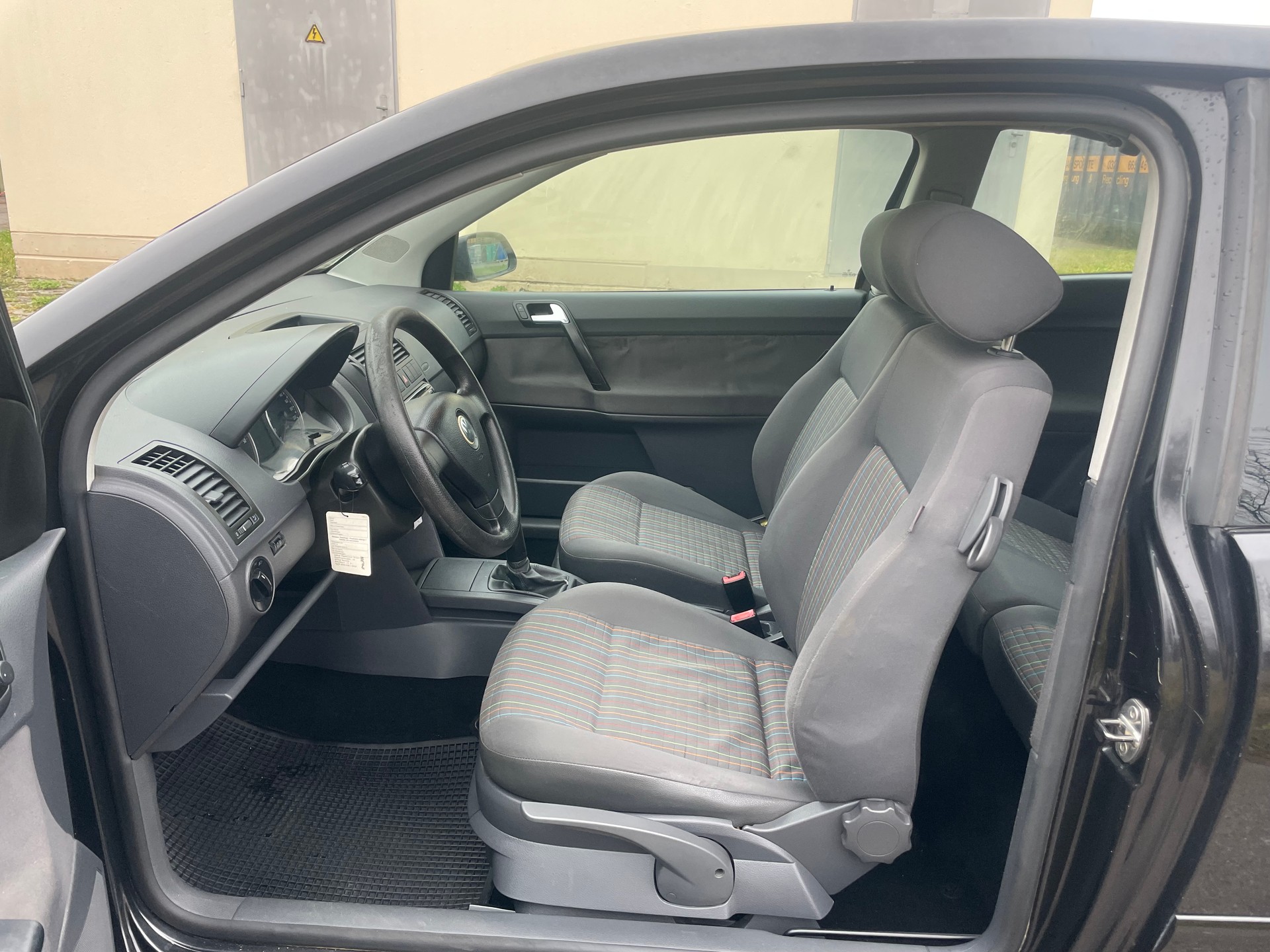 VW POLO-image-6