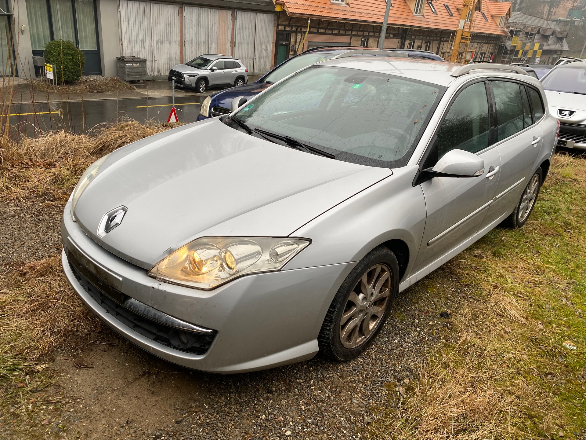 RENAULT Laguna 2.0 dCi Dynamique-image-2