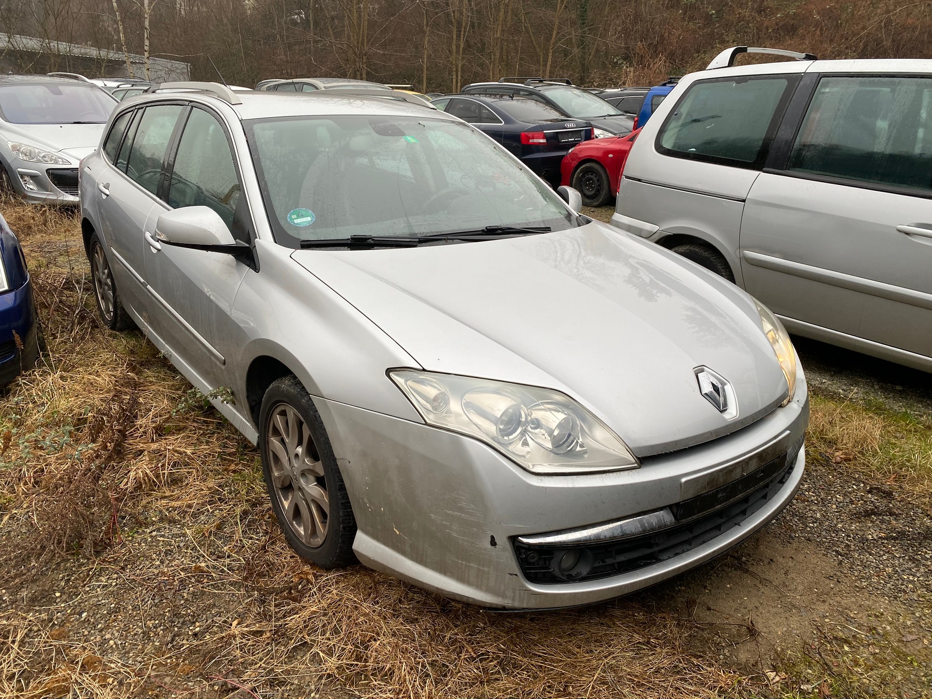RENAULT Laguna 2.0 dCi Dynamique-image-0