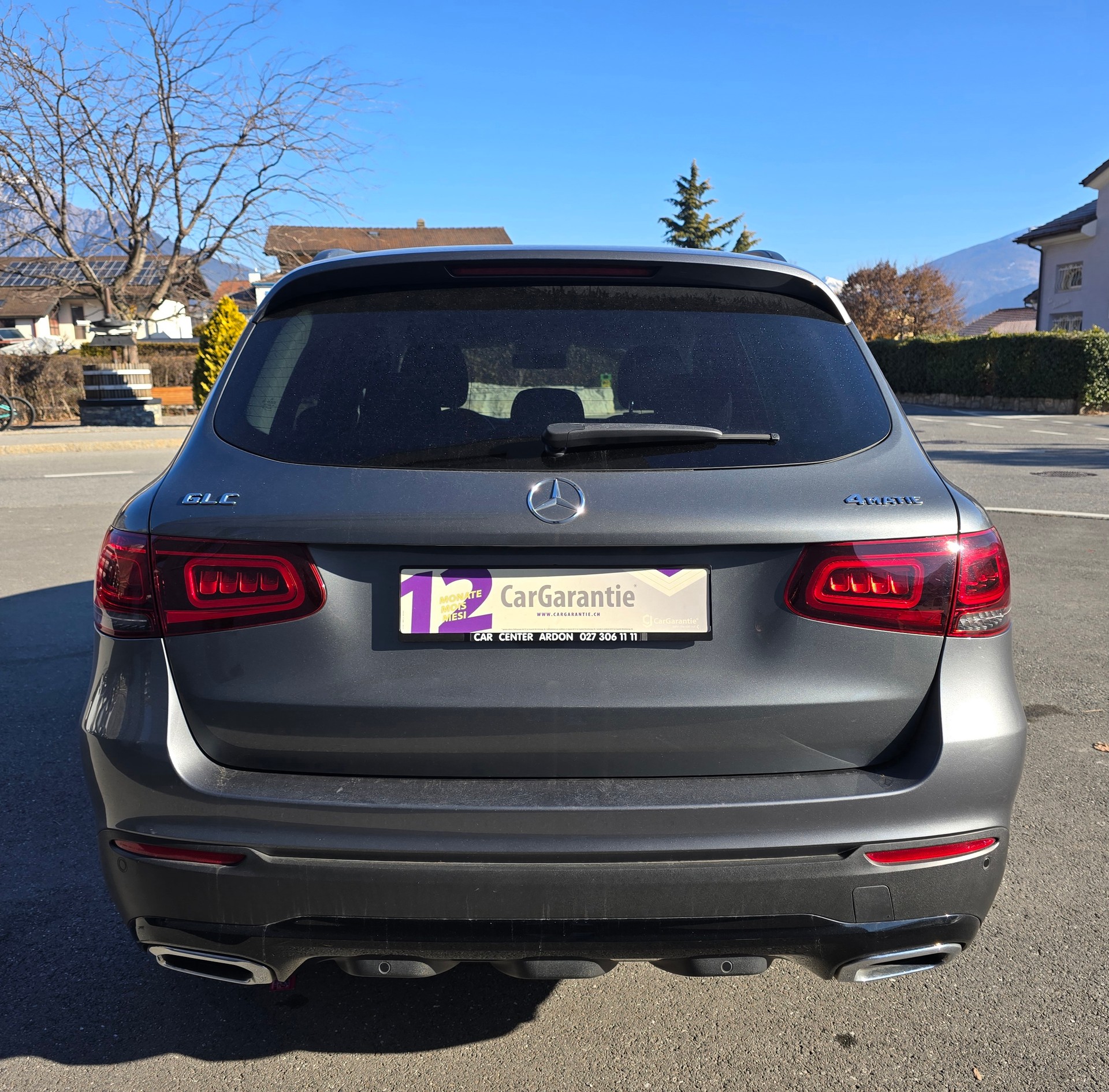 MERCEDES-BENZ GLC 200 4Matic 9G-Tronic Hybride léger essence/électrique-image-4