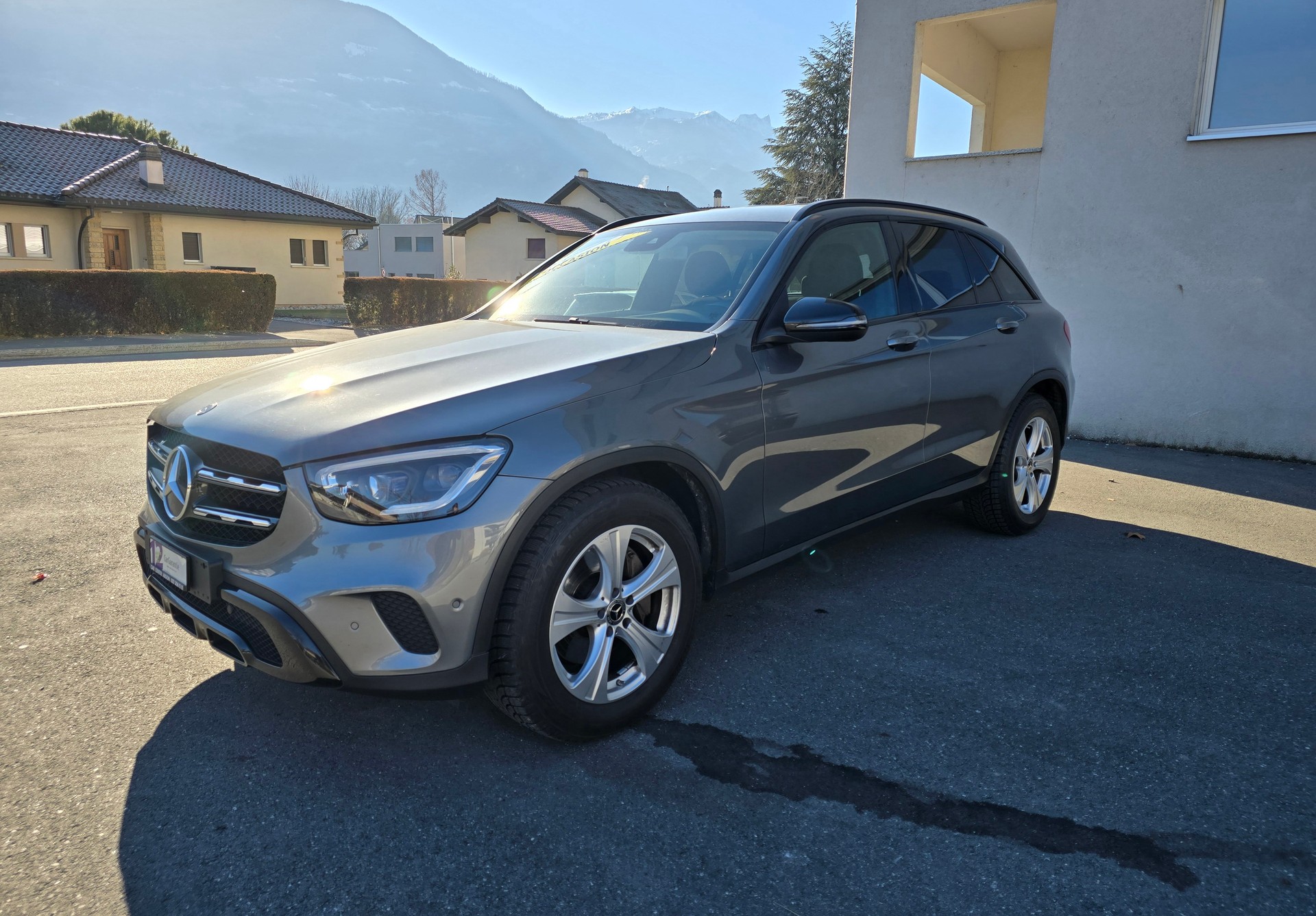 MERCEDES-BENZ GLC 200 4Matic 9G-Tronic Hybride léger essence/électrique-image-1