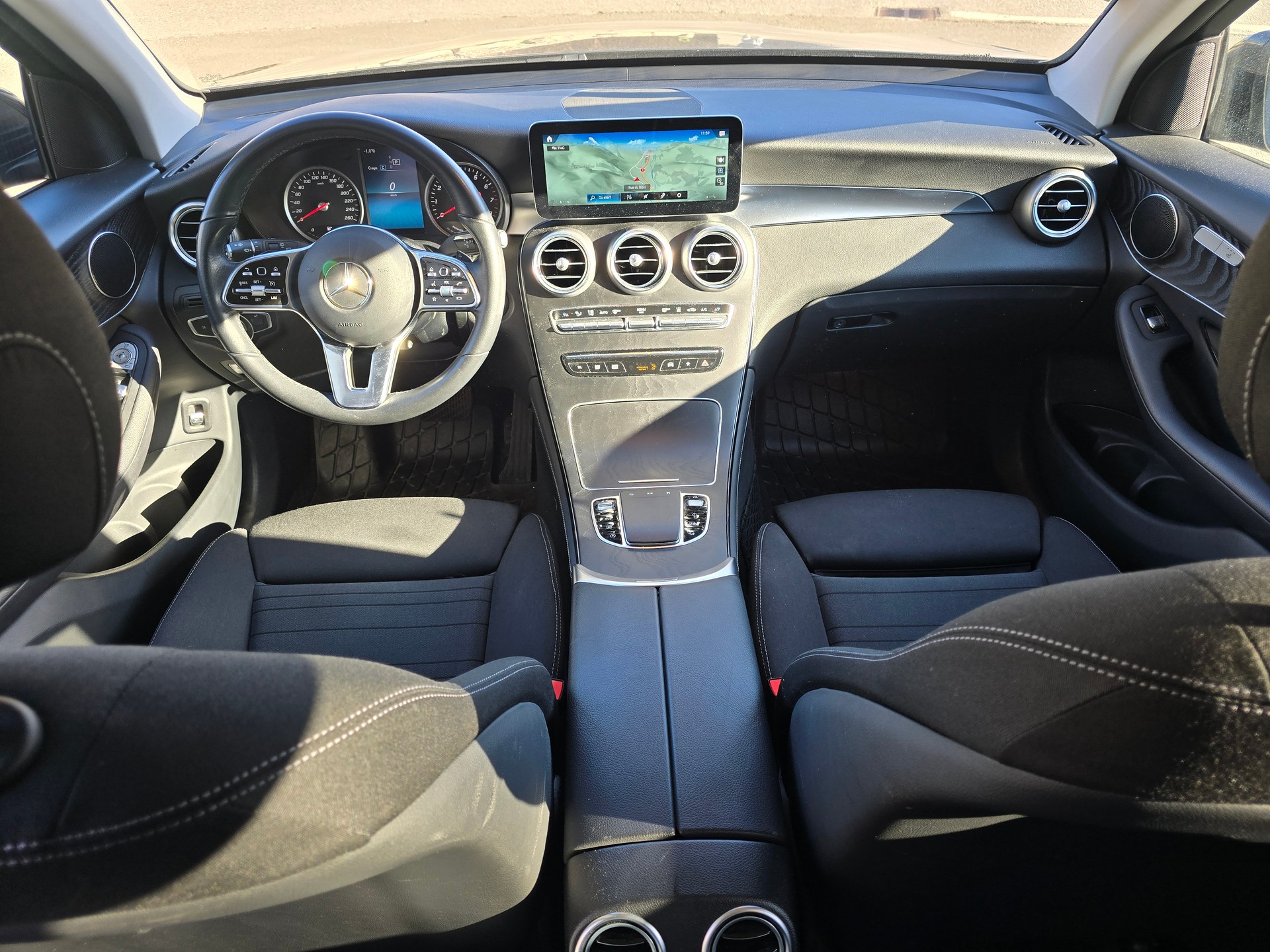 MERCEDES-BENZ GLC 200 4Matic 9G-Tronic Hybride léger essence/électrique-image-13