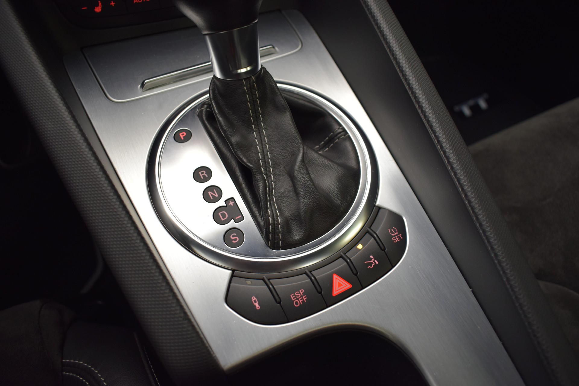 AUDI TTS Coupé 2.0 TFSI quattro S-tronic-image-22