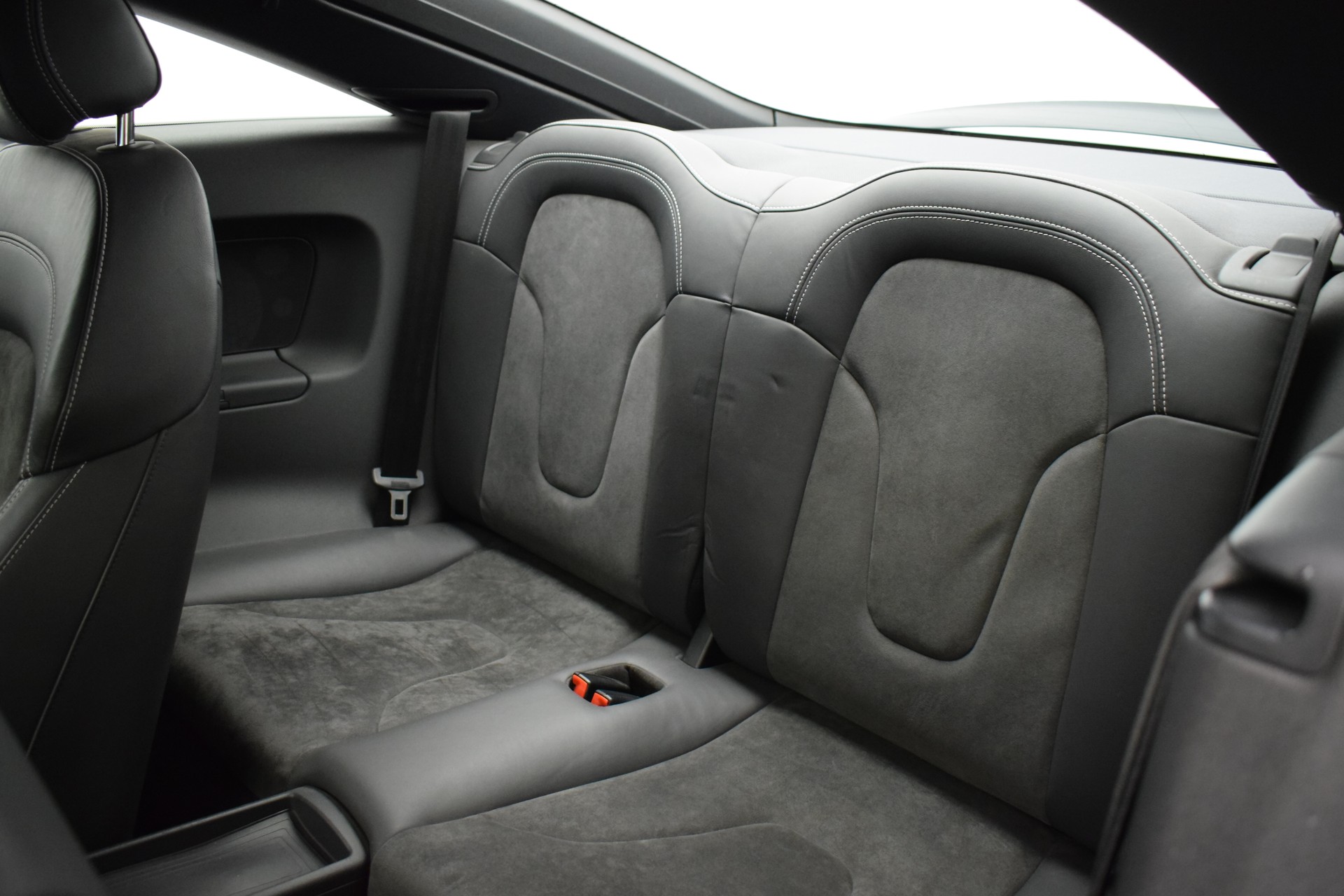 AUDI TTS Coupé 2.0 TFSI quattro S-tronic-image-16