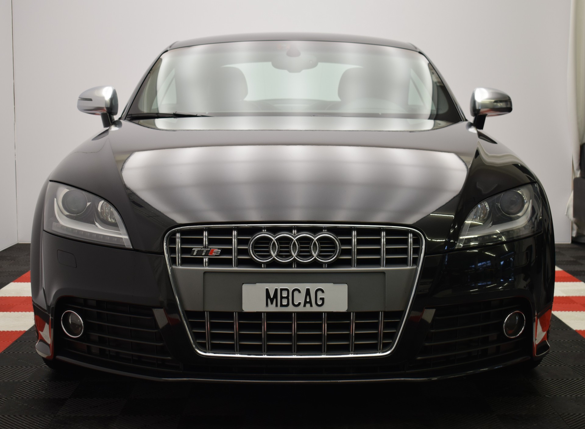 AUDI TTS Coupé 2.0 TFSI quattro S-tronic-image-2