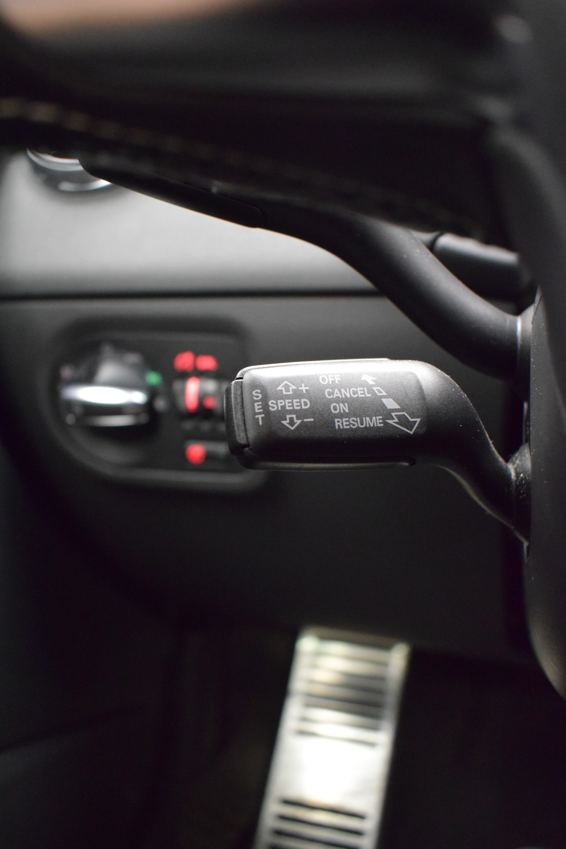AUDI TTS Coupé 2.0 TFSI quattro S-tronic-image-23