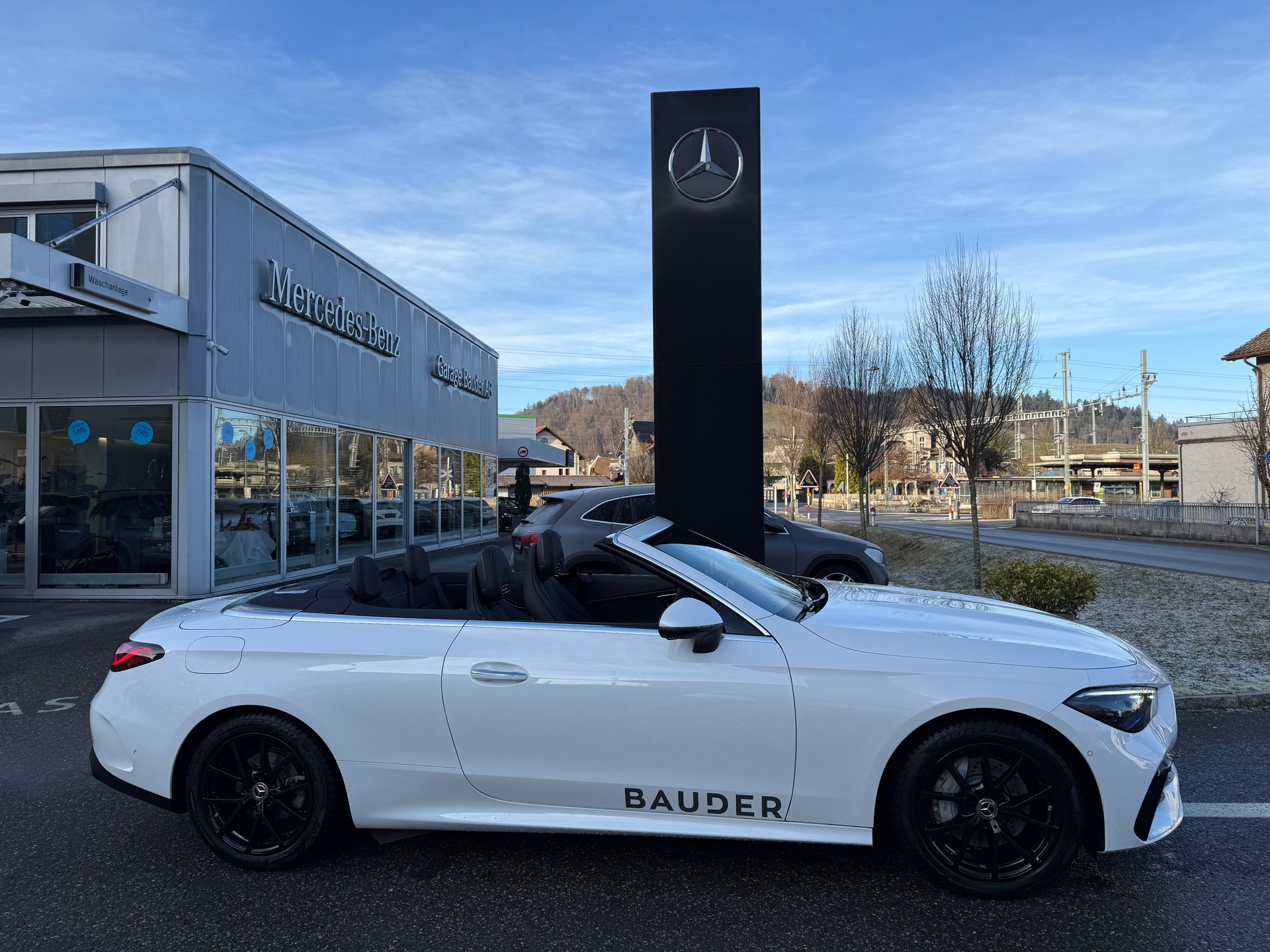 MERCEDES-BENZ CLE 200 Cabrio 4M-image-8