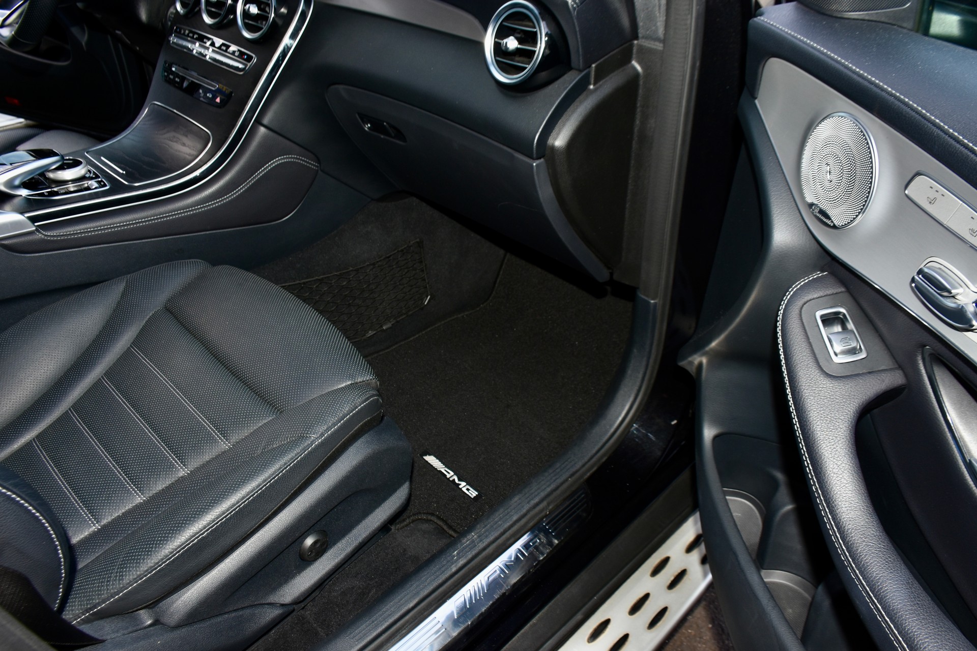 MERCEDES-BENZ GLC Coupé 43 AMG 4Matic 9G-Tronic-image-5