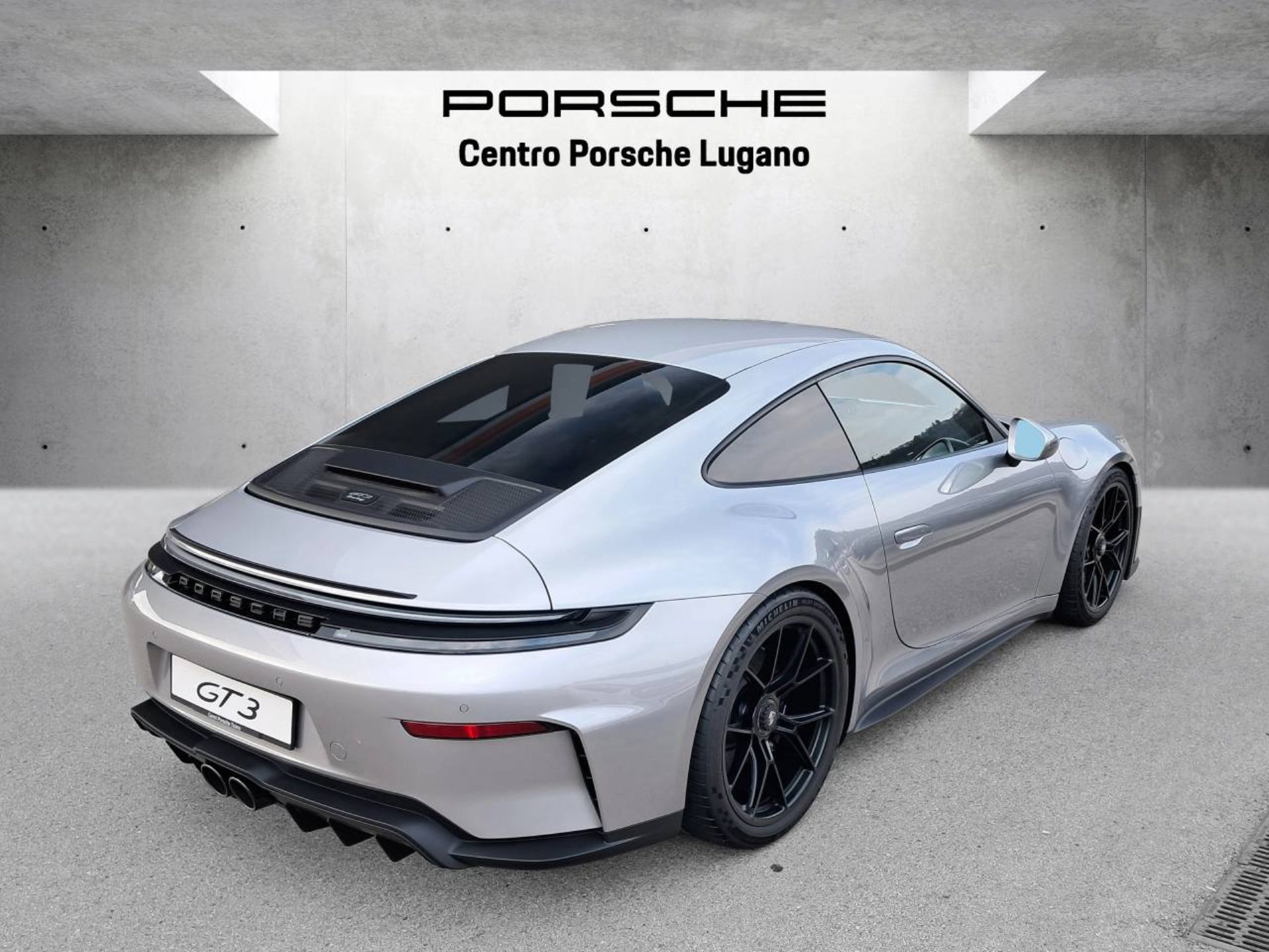 PORSCHE 911 GT3 con pacchetto Touring-image-7