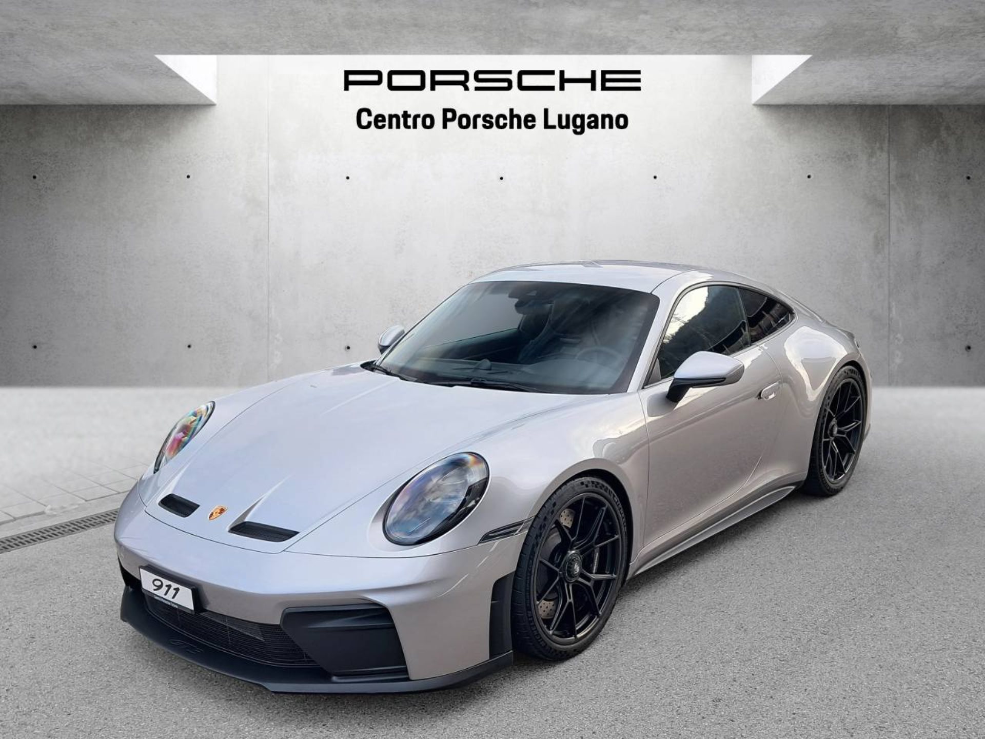 PORSCHE 911 GT3 con pacchetto Touring-image-8