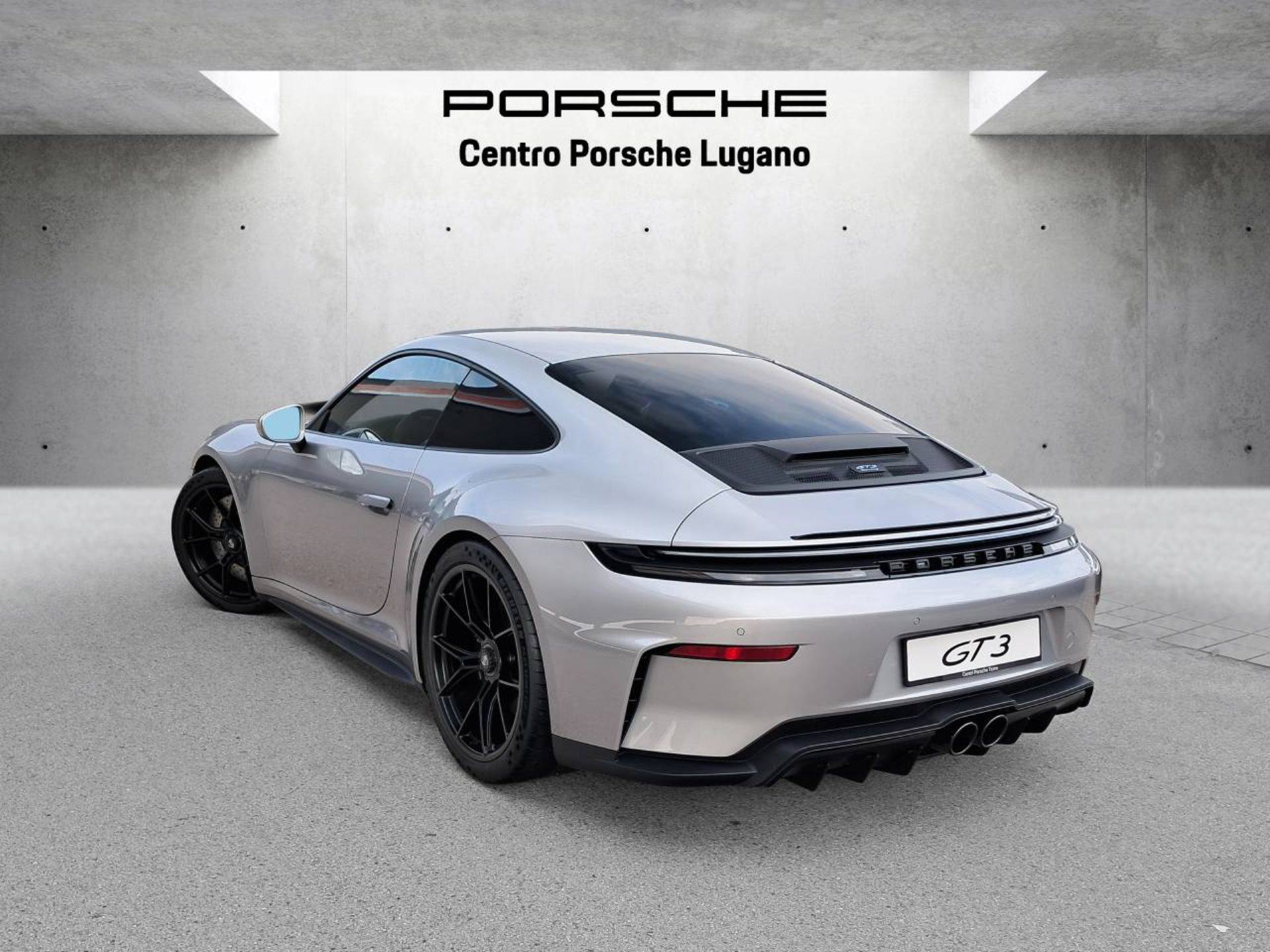 PORSCHE 911 GT3 con pacchetto Touring-image-2