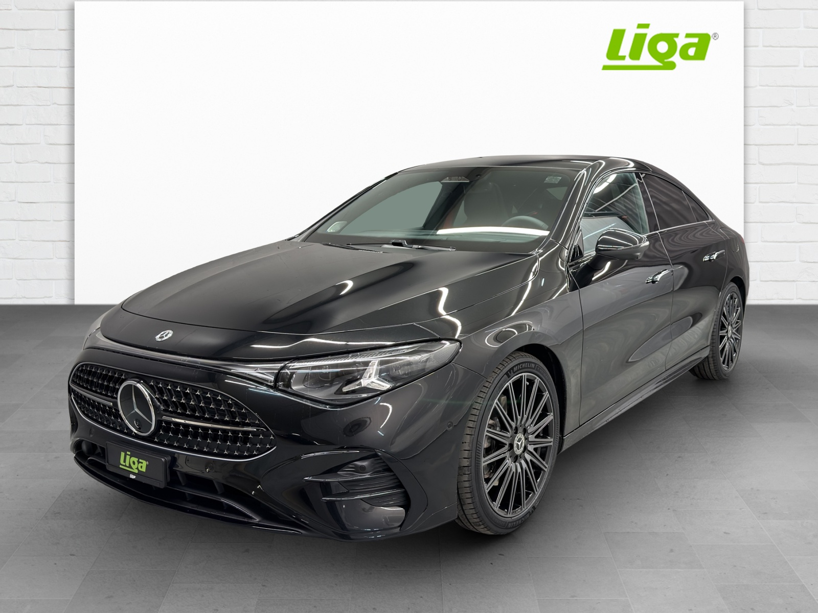 MERCEDES-BENZ CLA 220 AMG Line 4Matic-image-1