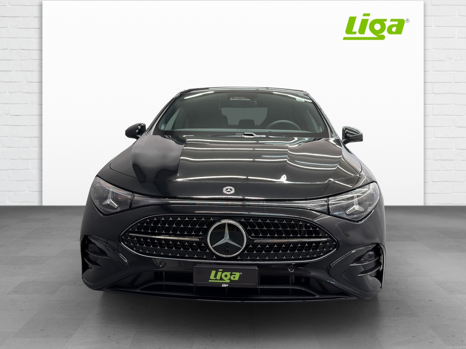 MERCEDES-BENZ CLA 220 AMG Line 4Matic-image-2
