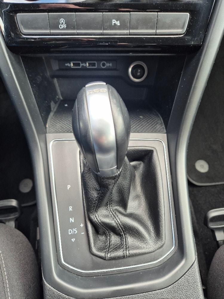 VW Touran 2.0 TDI BlueMotion Technology Comfortline DSG-image-15